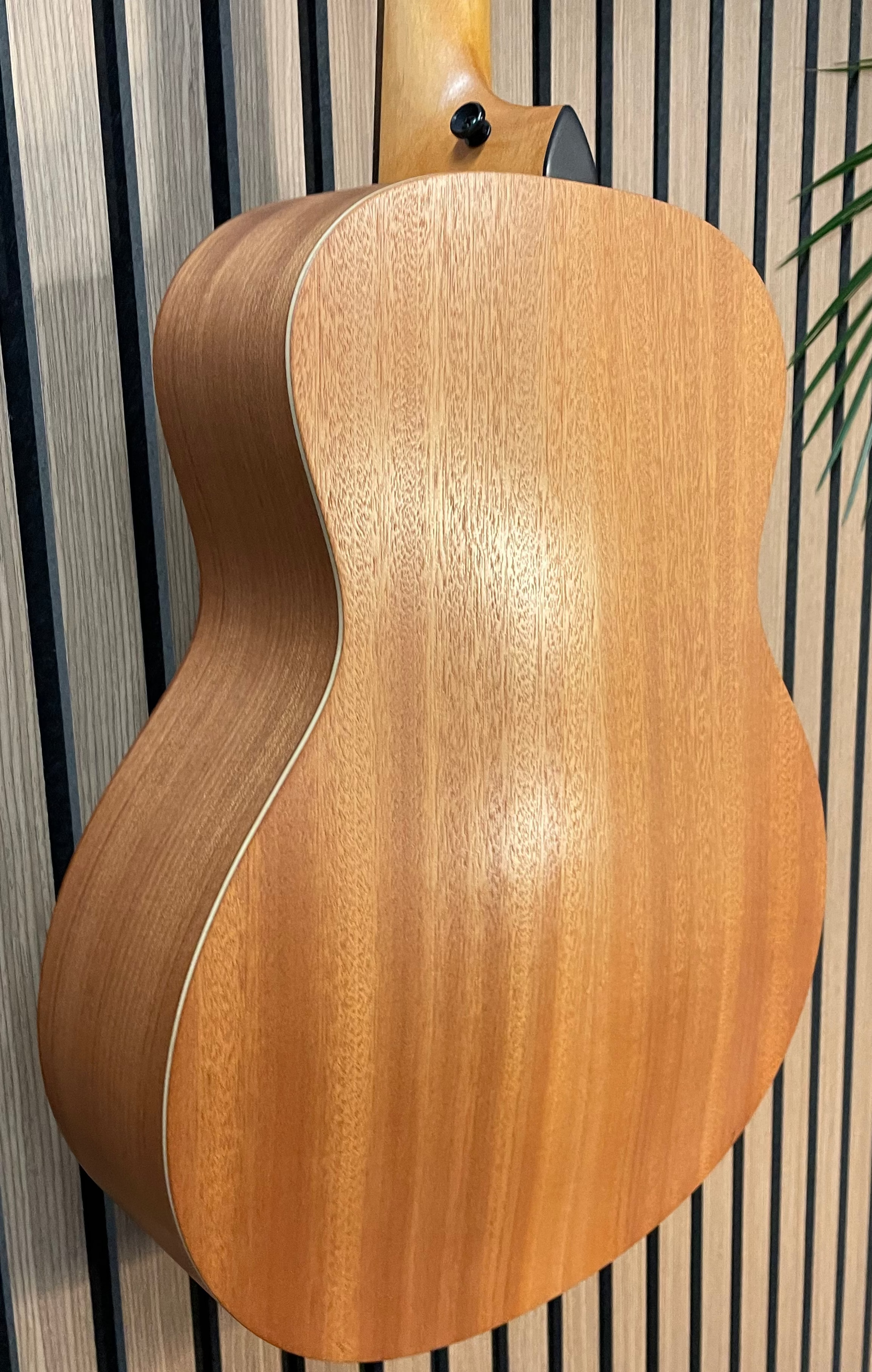Taylor GS Mini Mahogany in Natural Satin Finish with Gigbag Pre-Owned