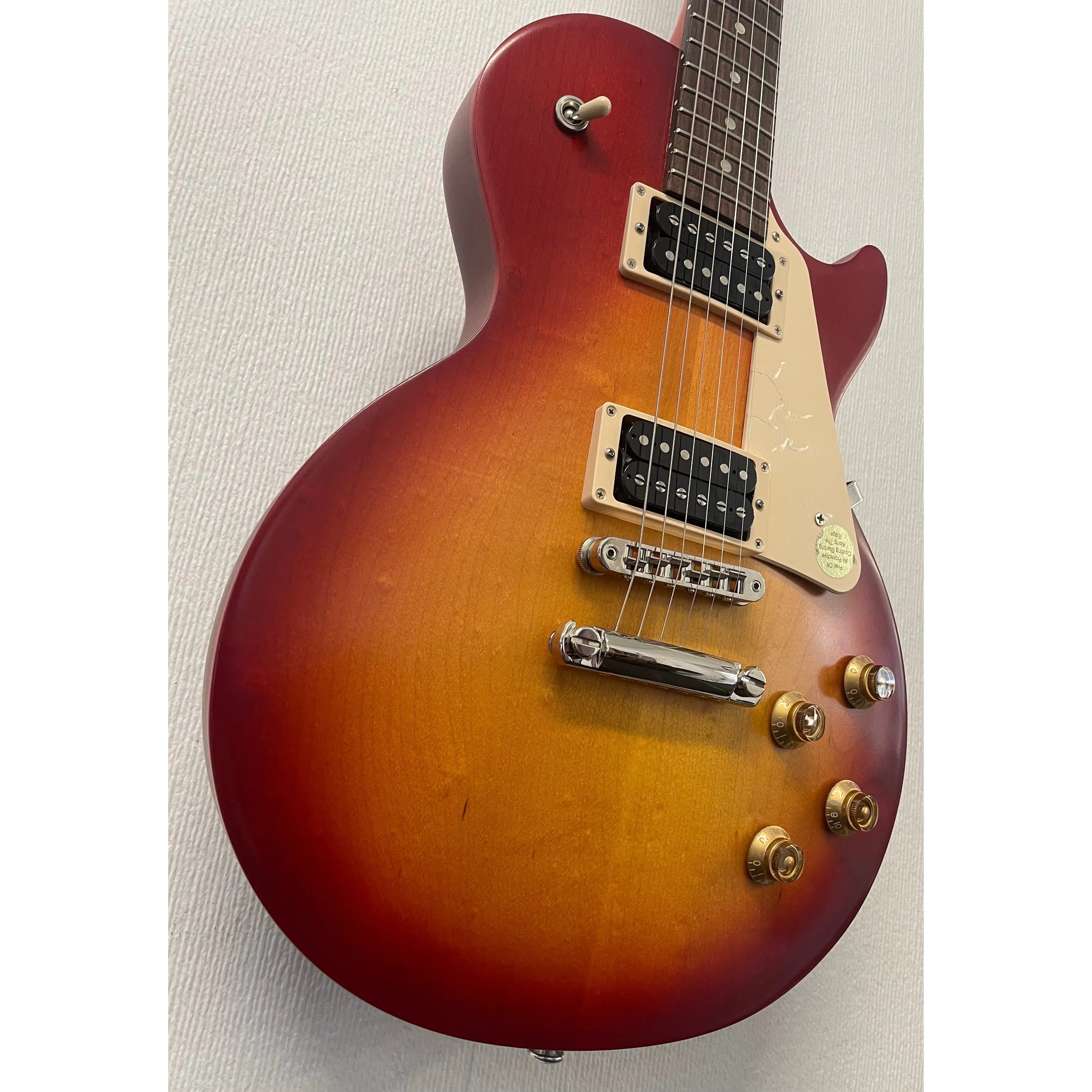 Gibson Les Paul Tribute in Satin Cherry Sunburst, 2019, with Original Gigbag Pre-Owned