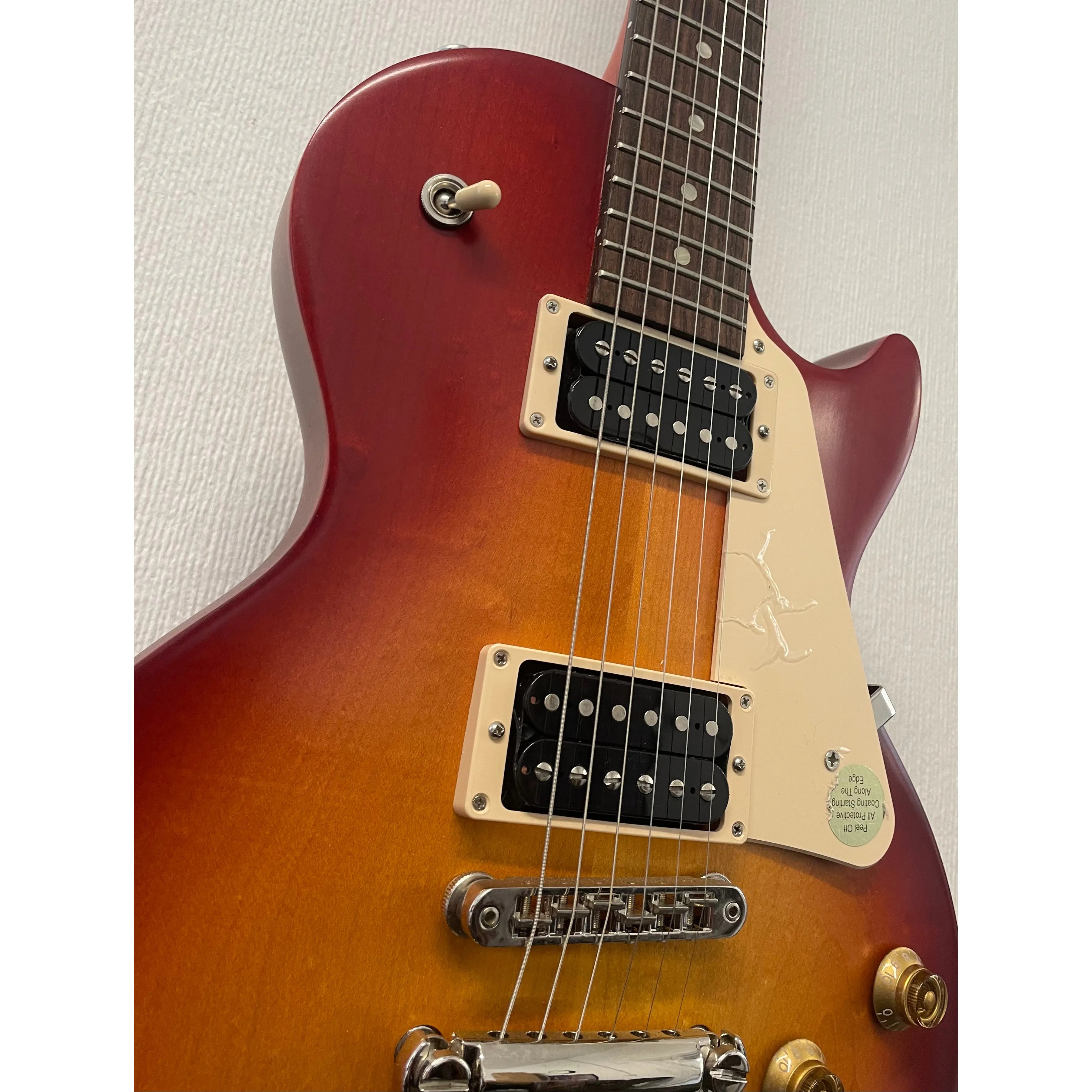 Gibson Les Paul Tribute in Satin Cherry Sunburst, 2019, with Original Gigbag Pre-Owned