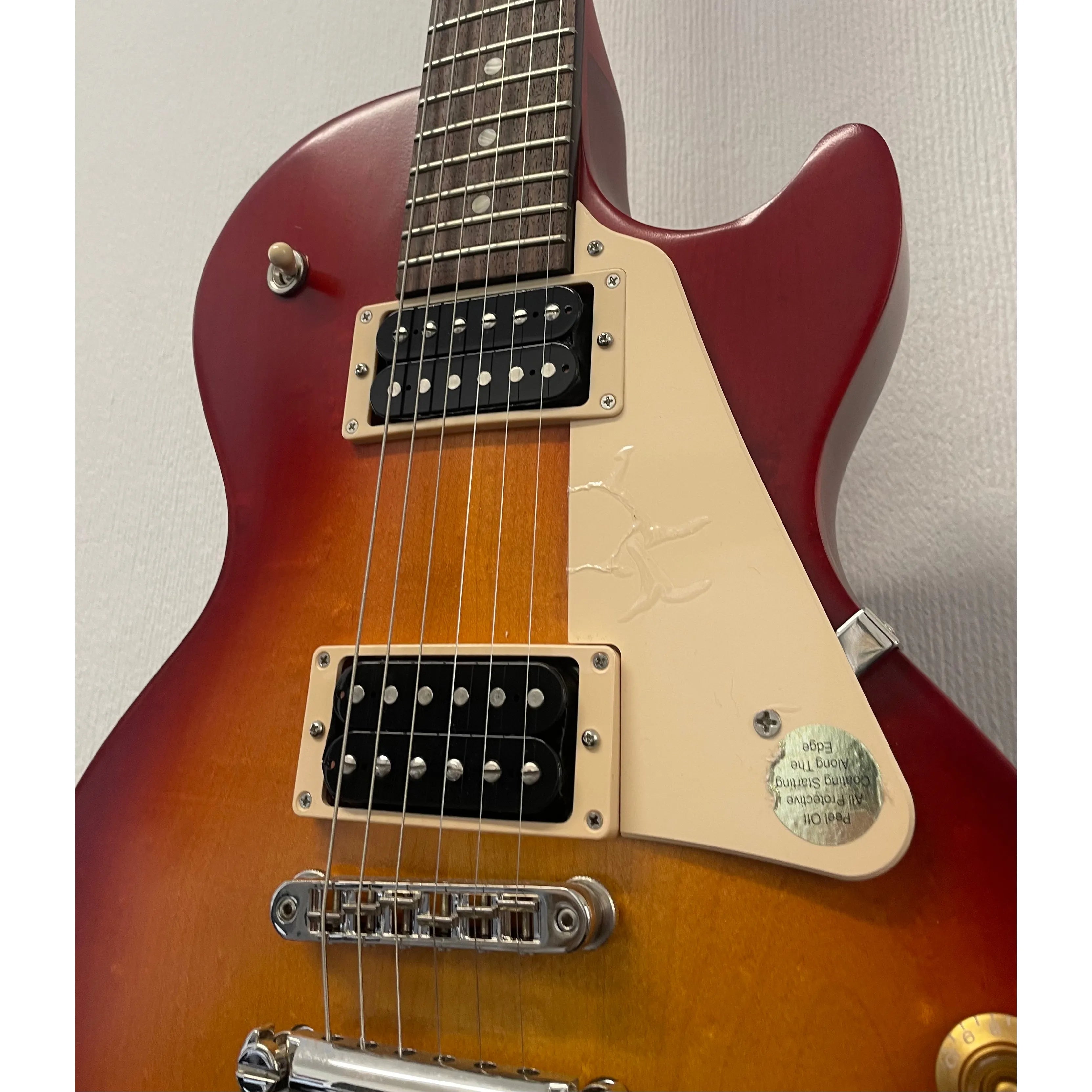 Gibson Les Paul Tribute in Satin Cherry Sunburst, 2019, with Original Gigbag Pre-Owned