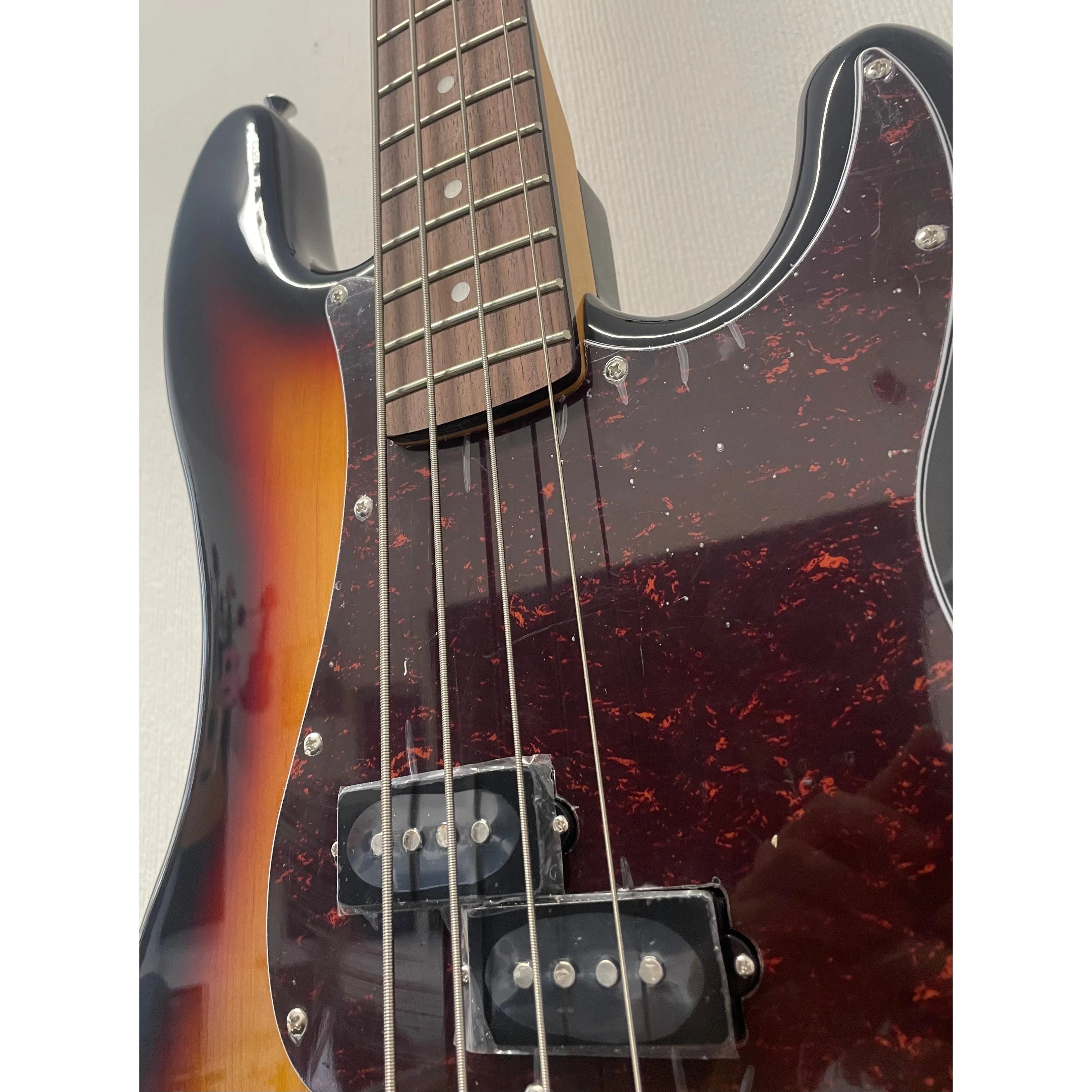 SX Bass Guitar PB Style 3 Tone Sunburst with Gigbag