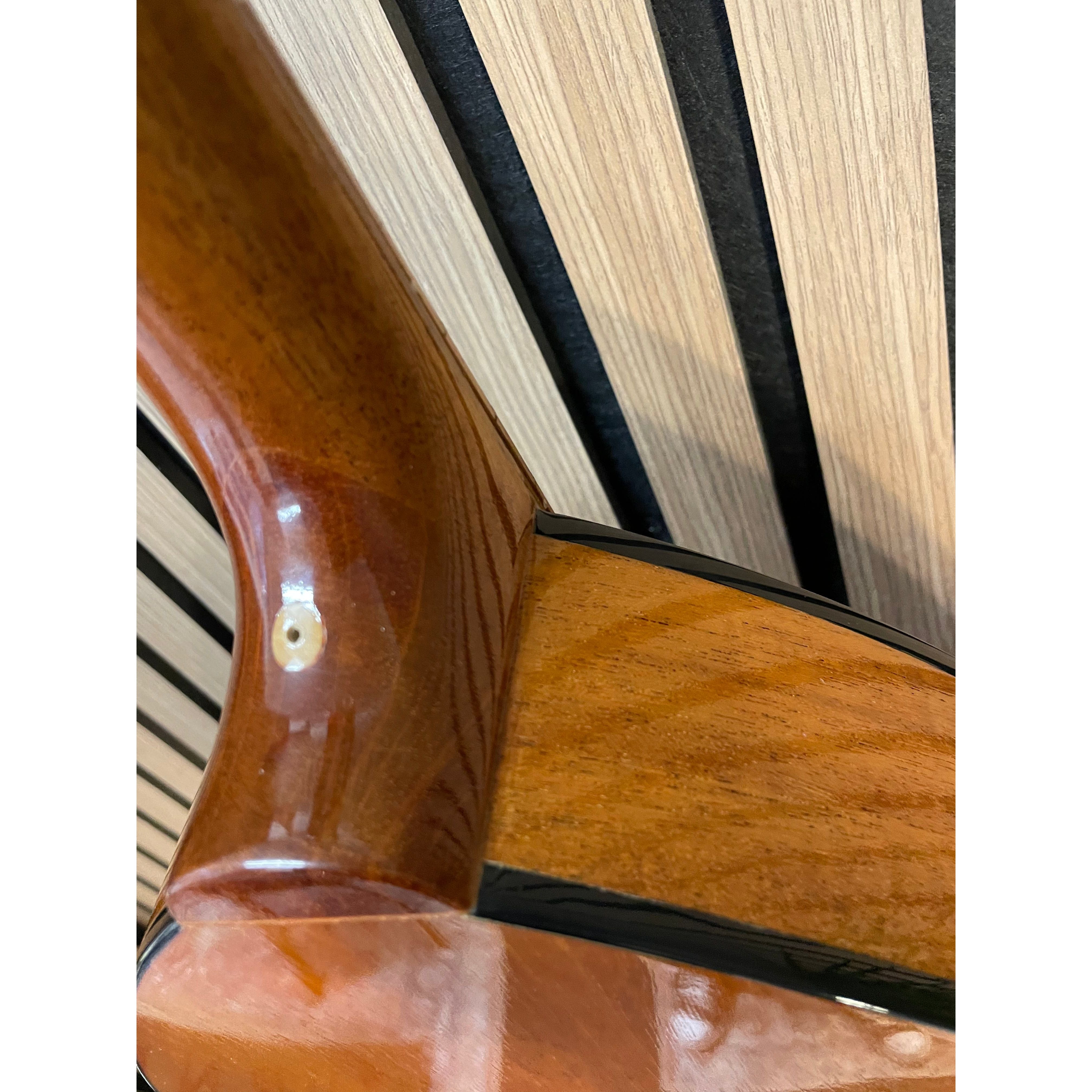 Fylde Touchstone Electro Acoustic Octave Handmade Mandolin/Mandola with Hardcase Pre-Owned