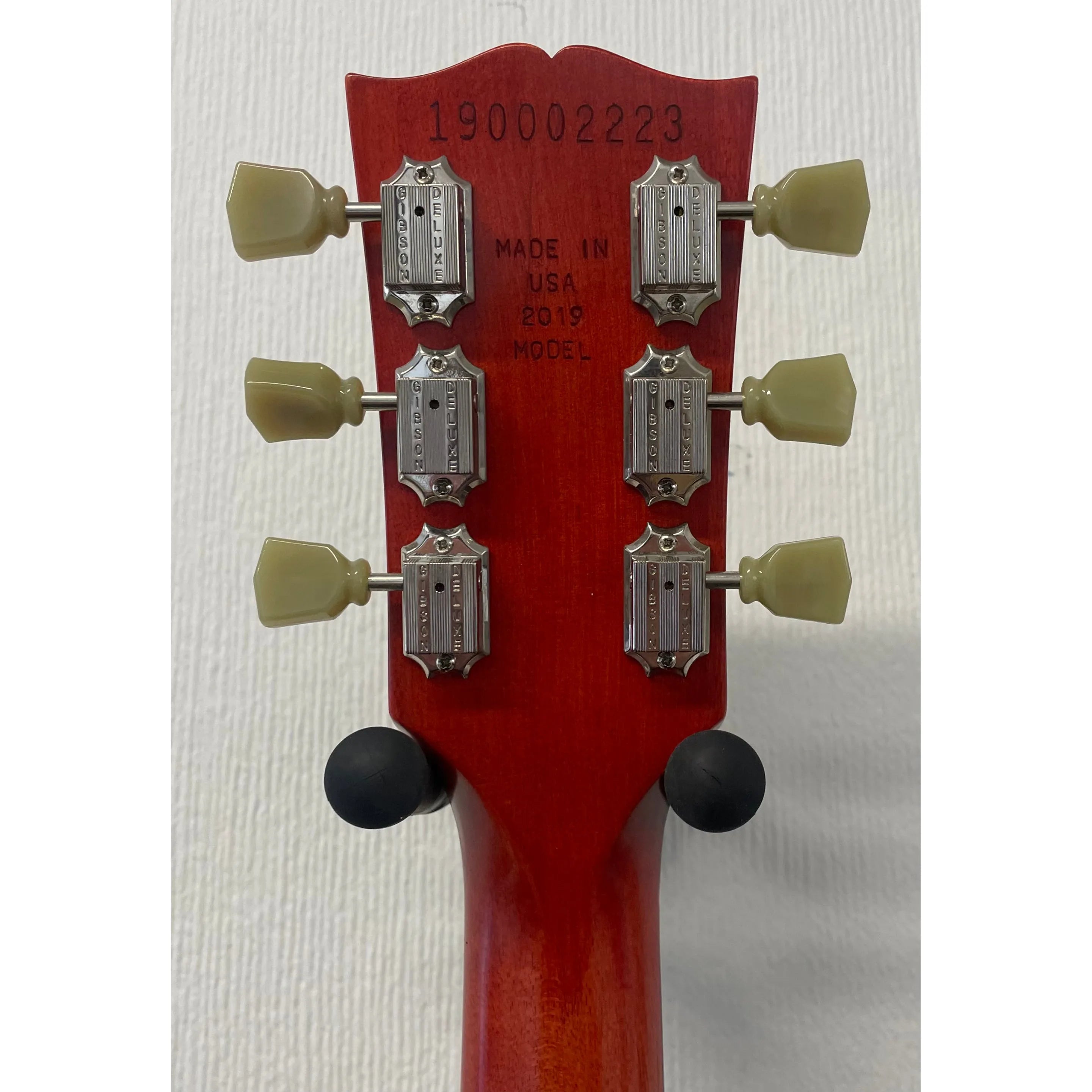 Gibson Les Paul Tribute in Satin Cherry Sunburst, 2019, with Original Gigbag Pre-Owned