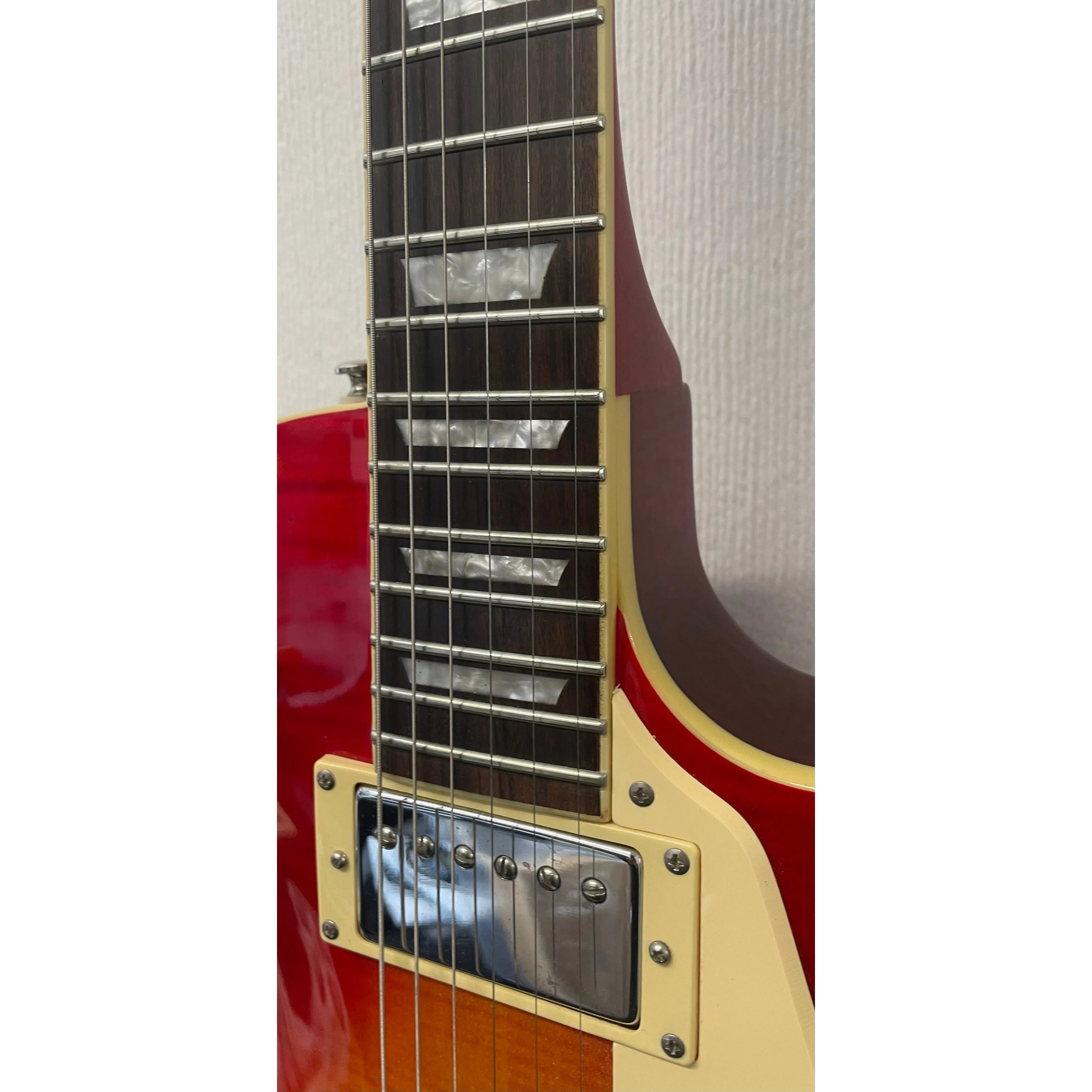 Epiphone Les Paul in Cherry Sunburst, 2003, With Hardcase Pre-Owned