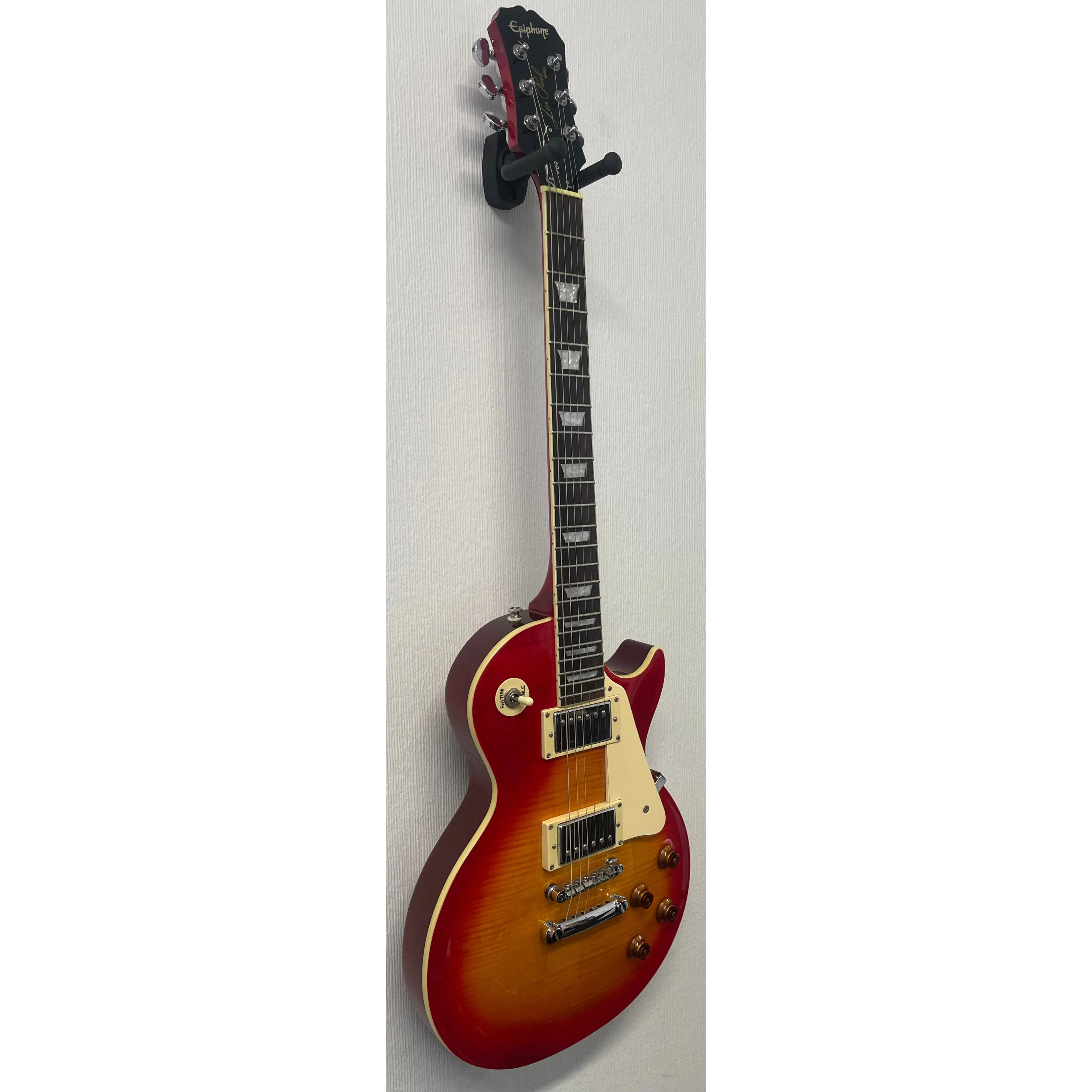 Epiphone Les Paul in Cherry Sunburst, 2003, With Hardcase Pre-Owned