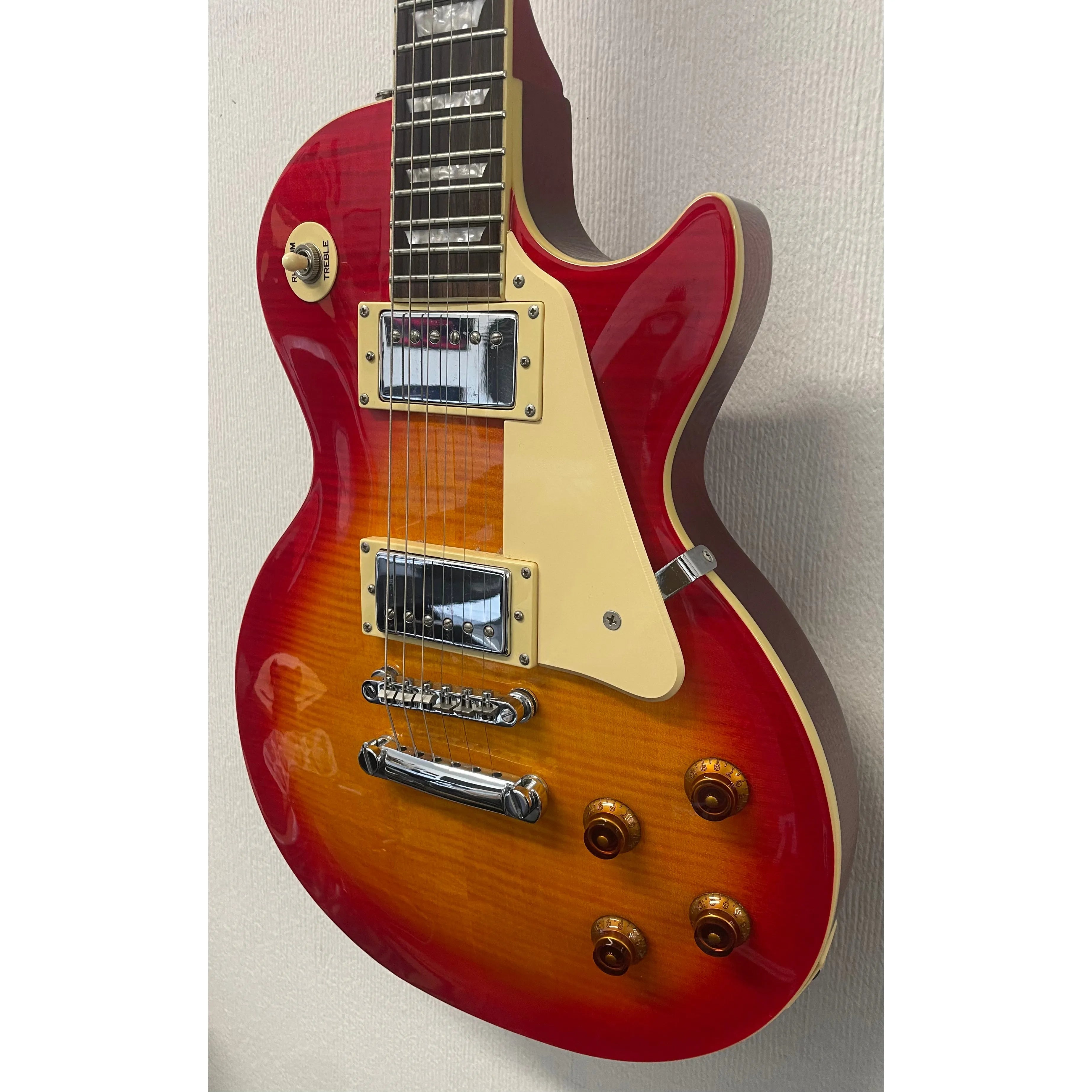 Epiphone Les Paul in Cherry Sunburst, 2003, With Hardcase Pre-Owned