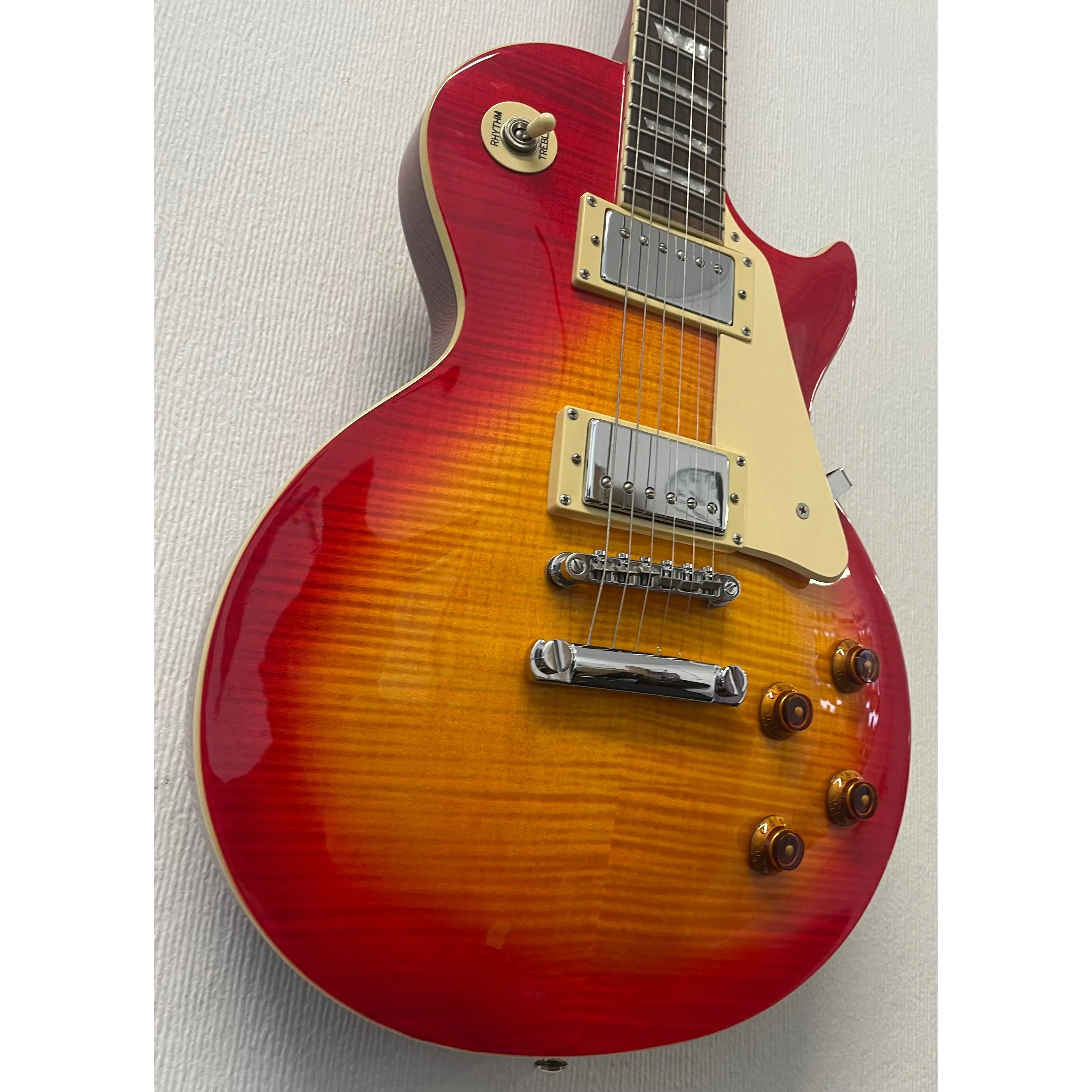 Epiphone Les Paul in Cherry Sunburst, 2003, With Hardcase Pre-Owned