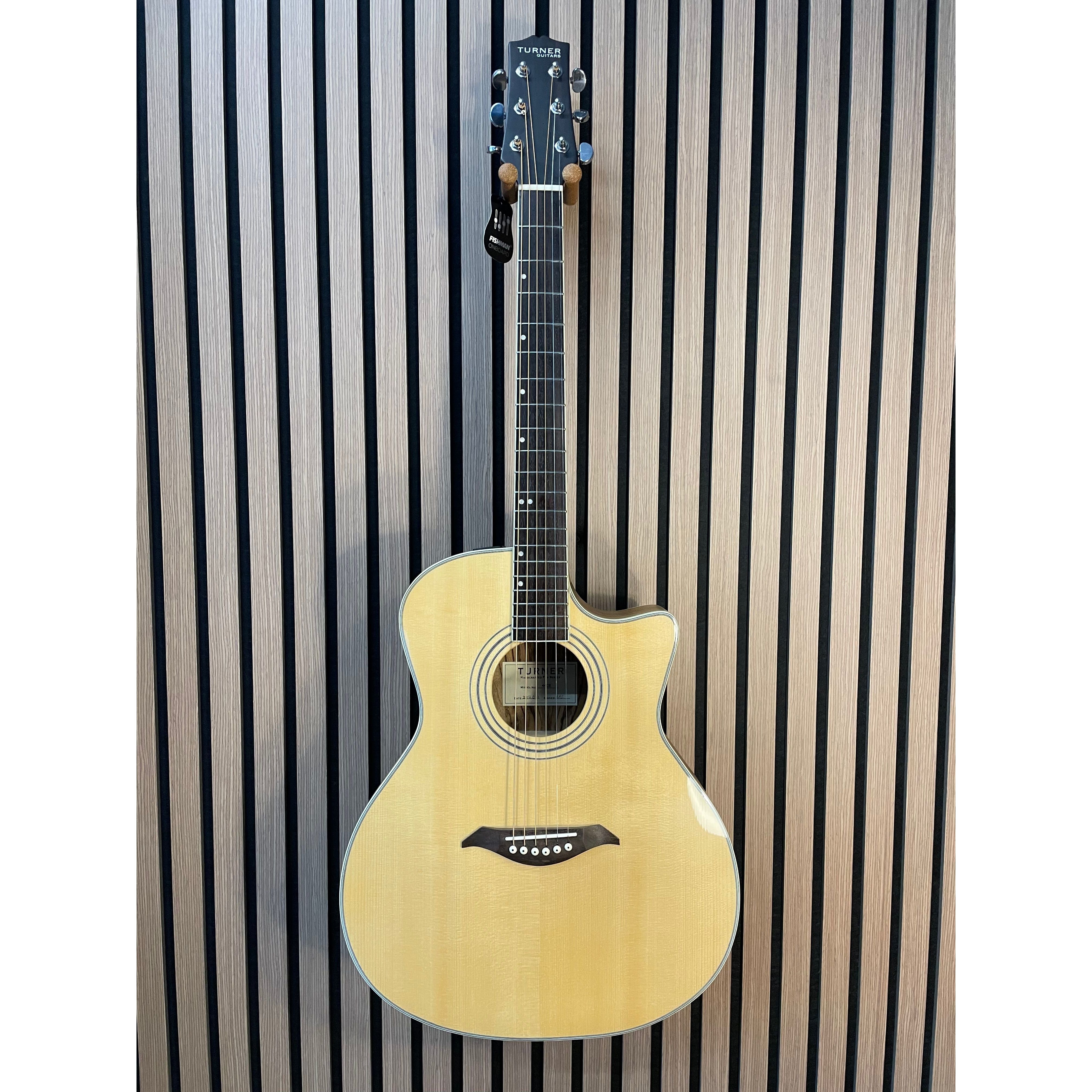 Turner Grand Auditorium 44CE Electro Acoustic Guitar