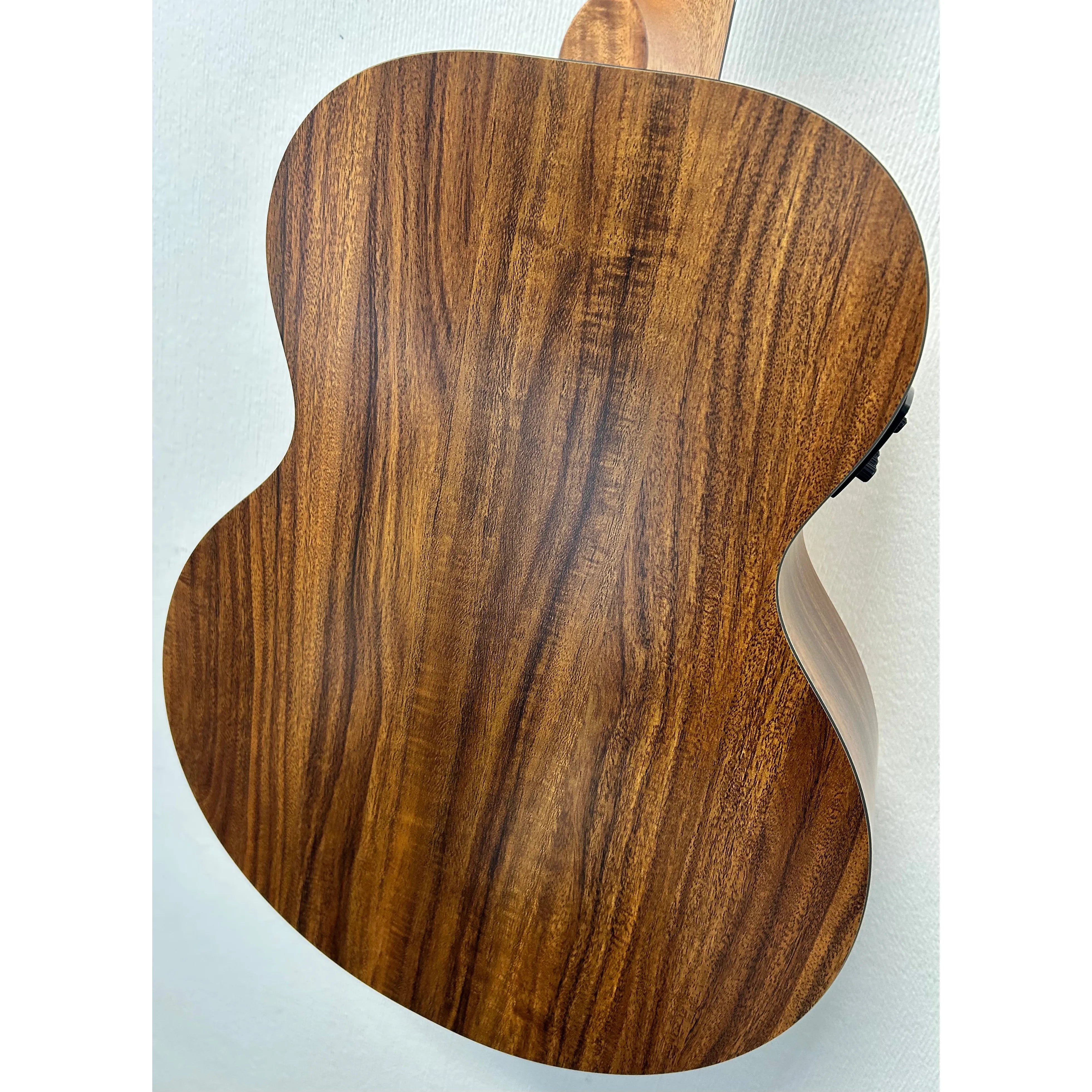 Tanglewood Metropolitan TM3E 'Orchestra/Folk' Electro Acoustic Guitar