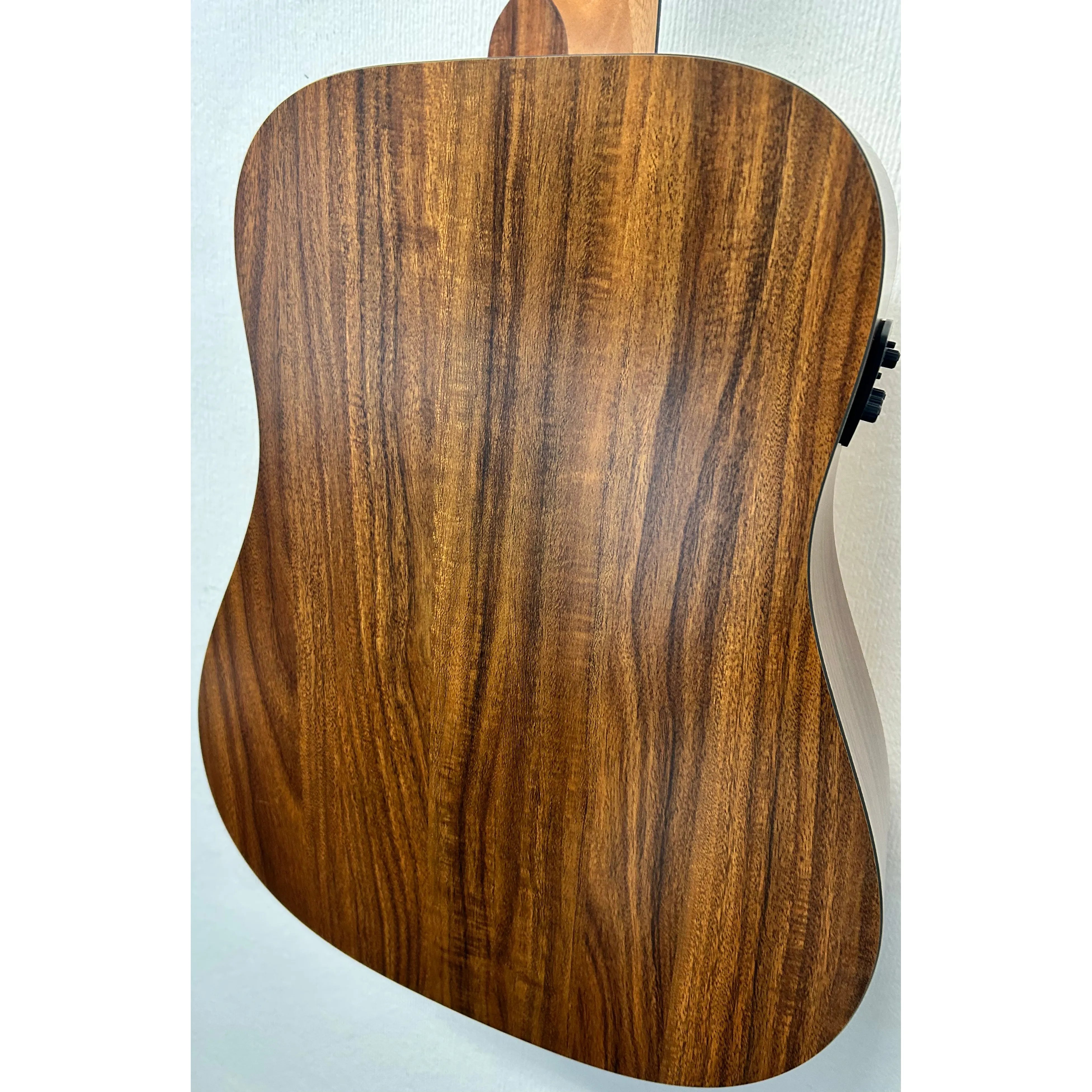 Tanglewood Metropolitan TM5E 'Dreadnought' Electro Acoustic Guitar