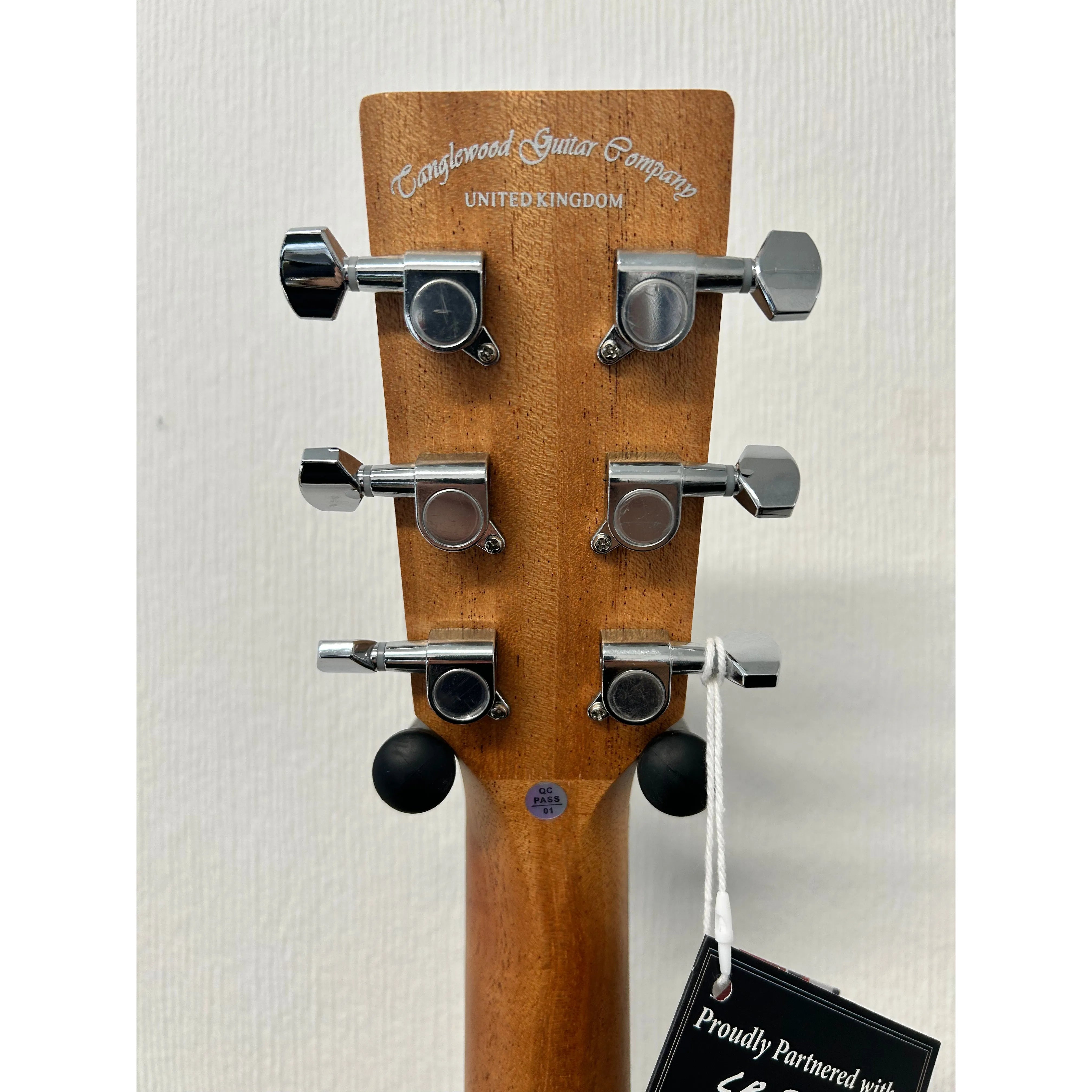 Tanglewood Metropolitan TM5E 'Dreadnought' Electro Acoustic Guitar