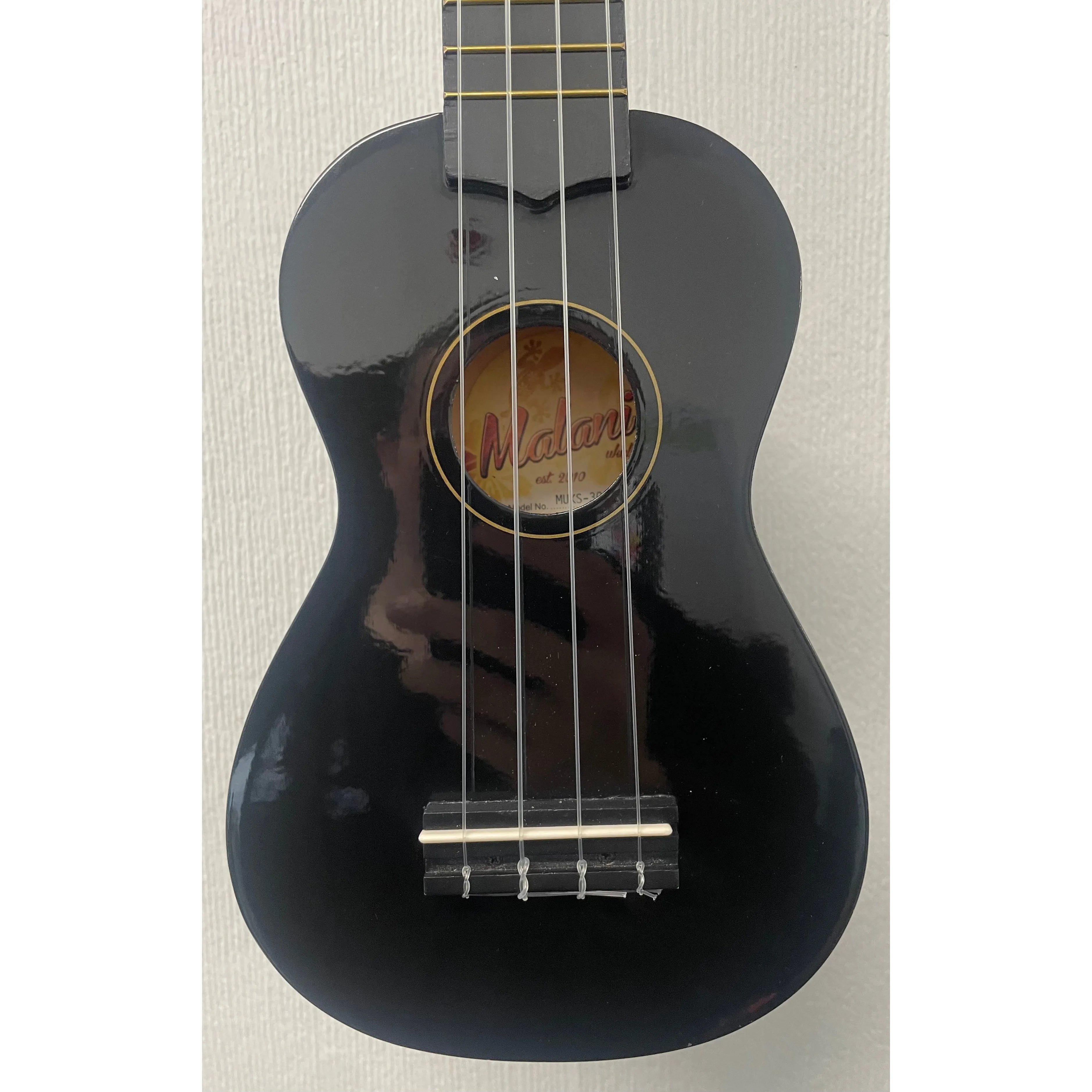 Malani Soprano Ukulele in Black with Carry Case Pre-Owned