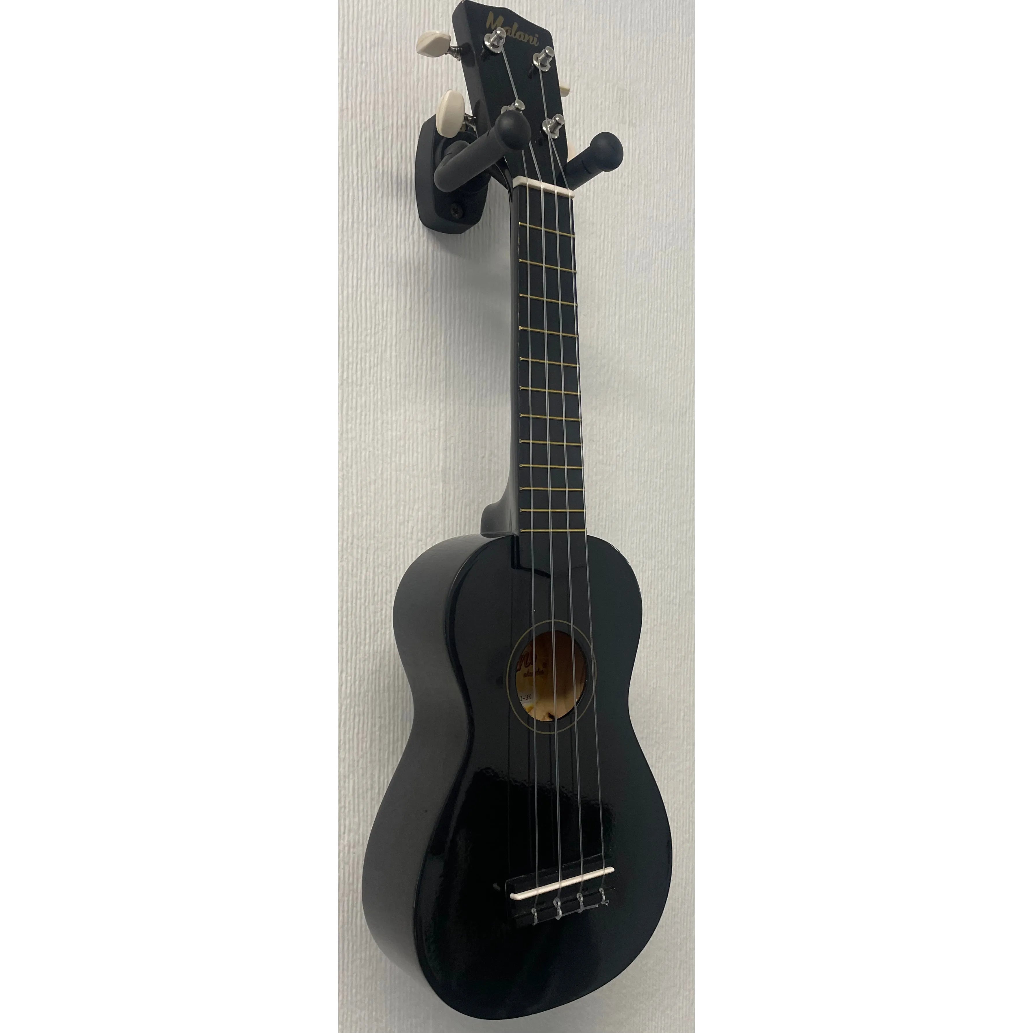 Malani Soprano Ukulele in Black with Carry Case Pre-Owned