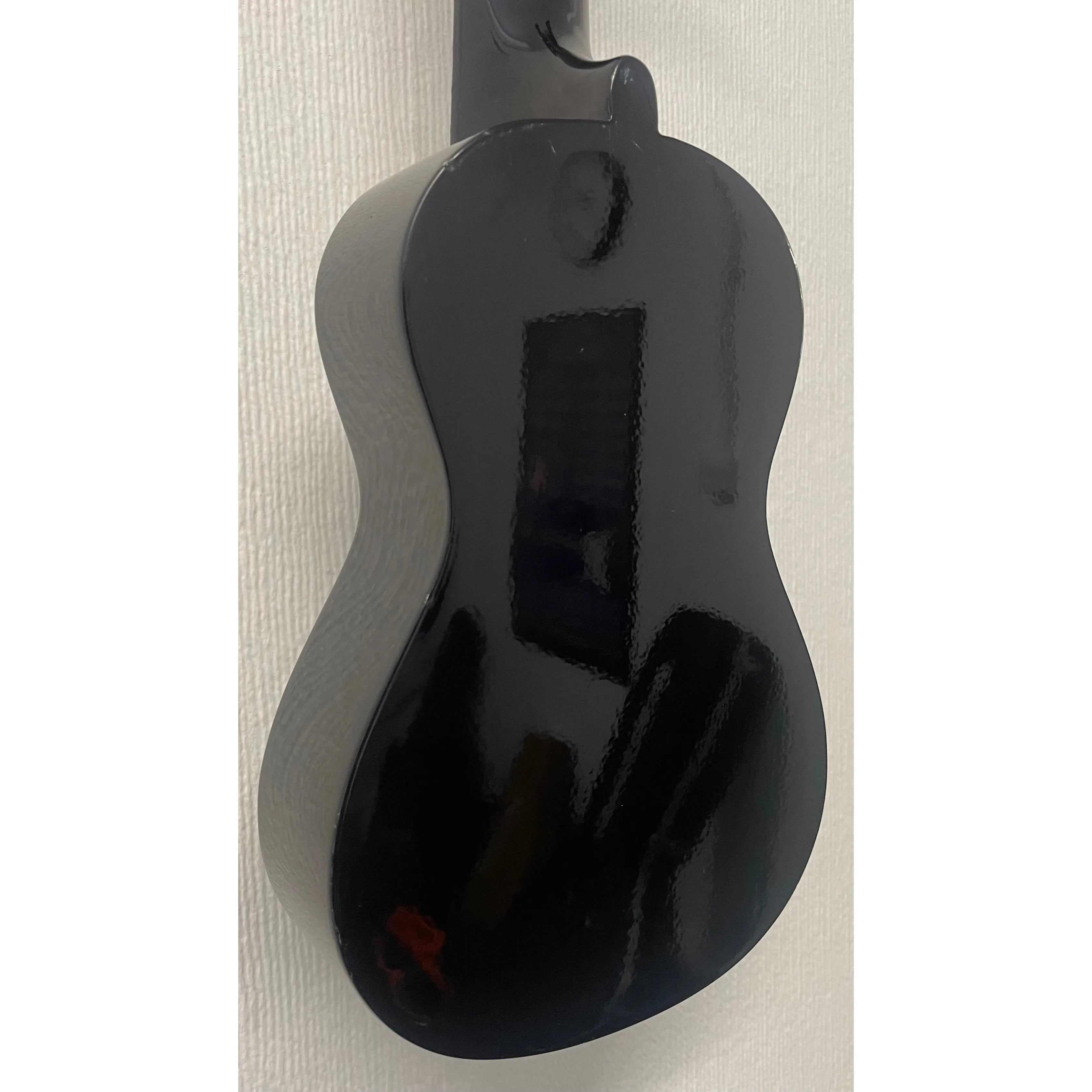 Malani Soprano Ukulele in Black with Carry Case Pre-Owned