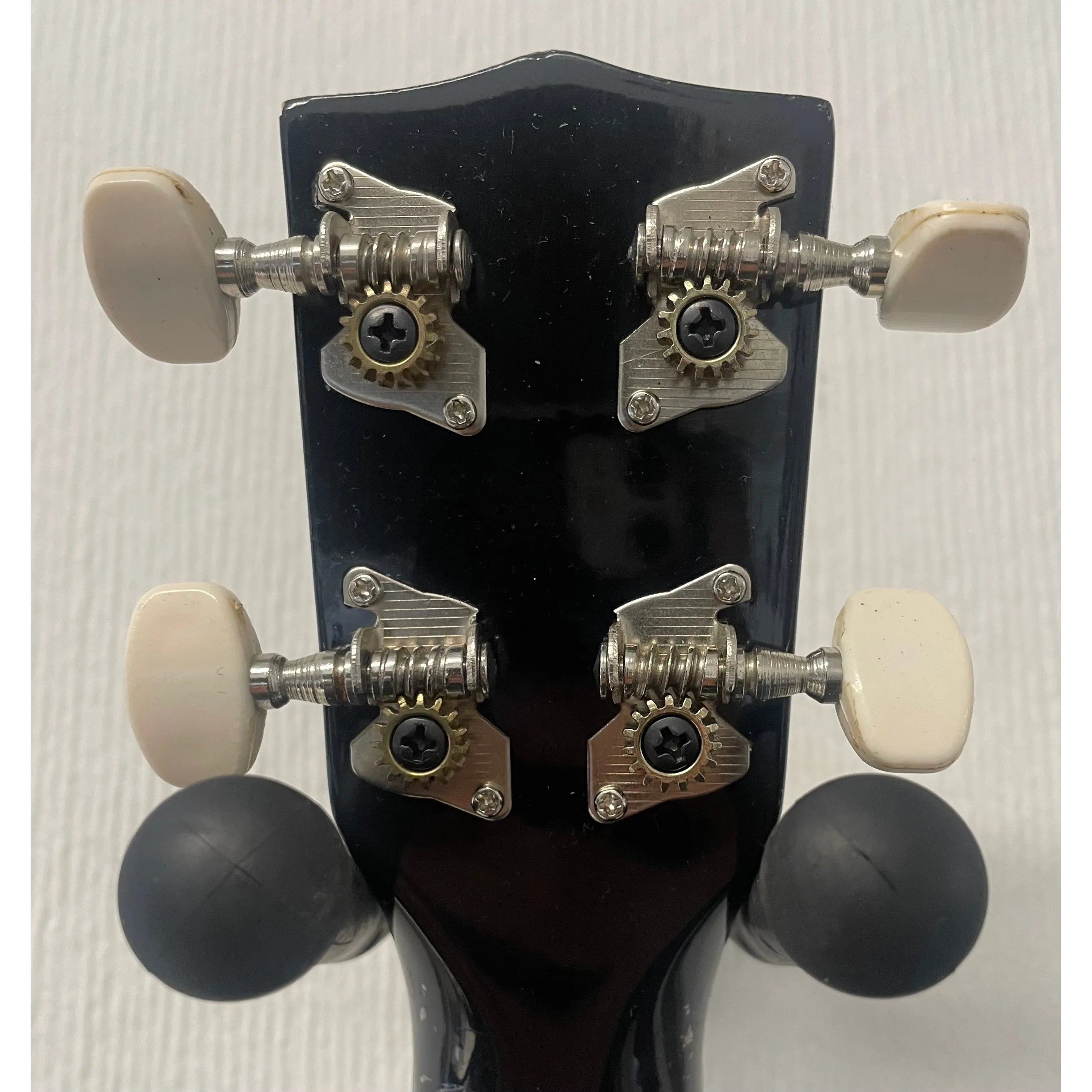 Malani Soprano Ukulele in Black with Carry Case Pre-Owned