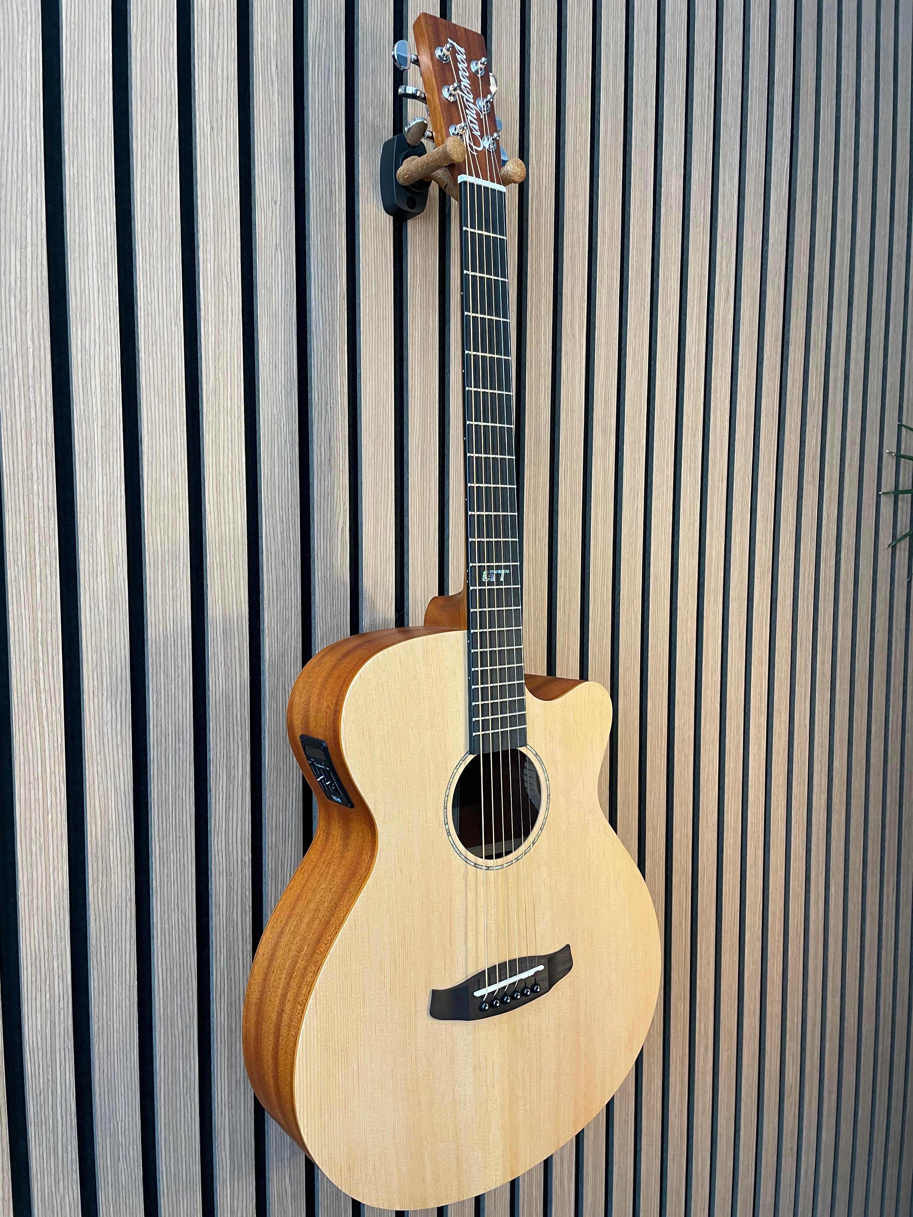 Tanglewood Roadster GT Super Folk Electro Acoustic Guitar in Natural Satin with Styrofoam Case Pre-Owned