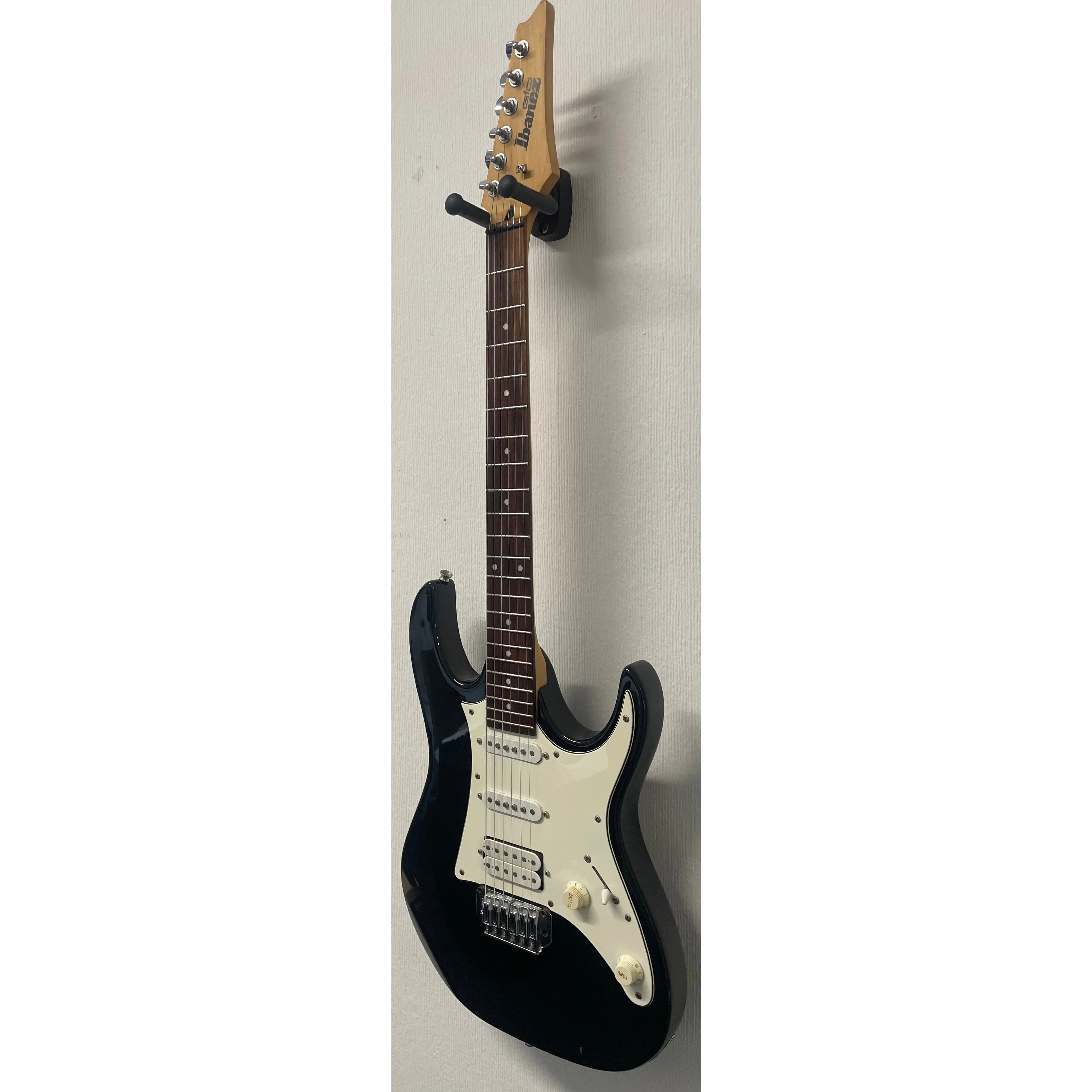 Ibanez Gio RX Series GRX140 Electric Guitar in Black with Gigbag Pre-Owned