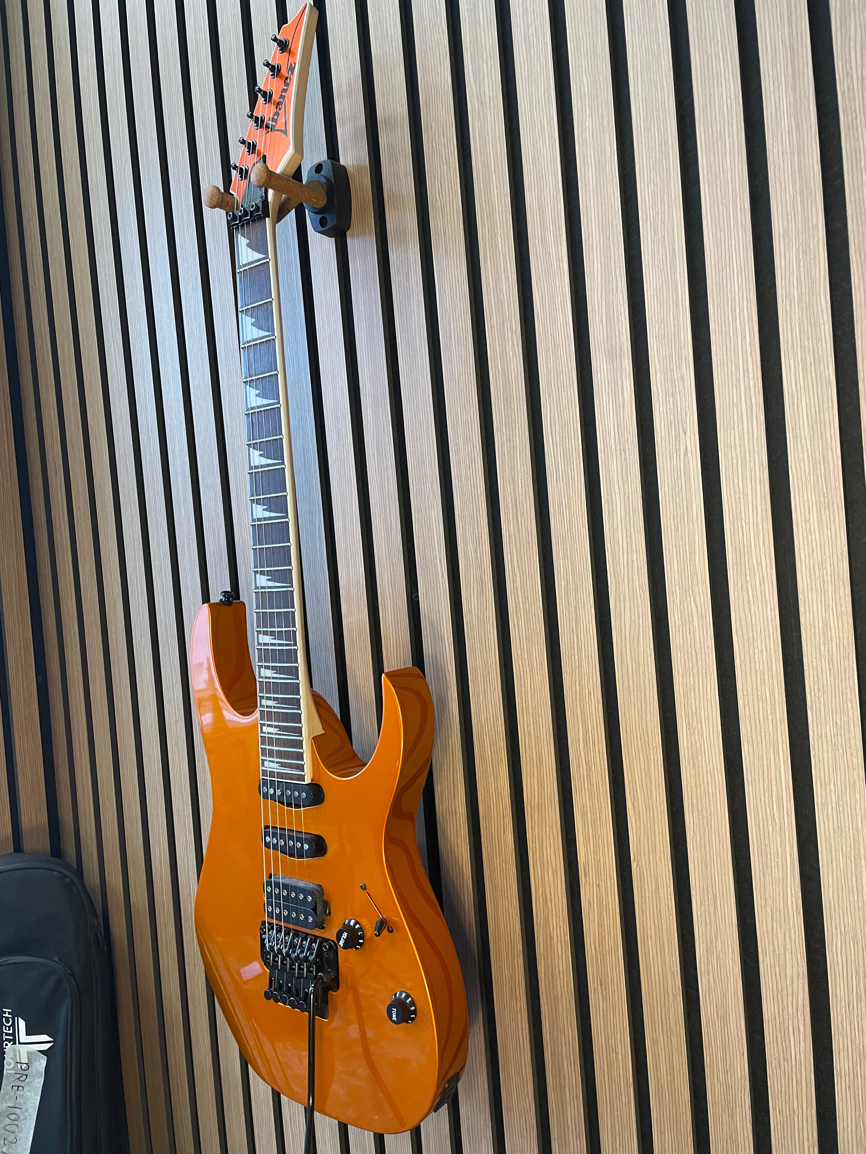 Ibanez RG460DX RG Electric Guitar with Floyd Rose in Roadster Orange Metallic Pre-Owned