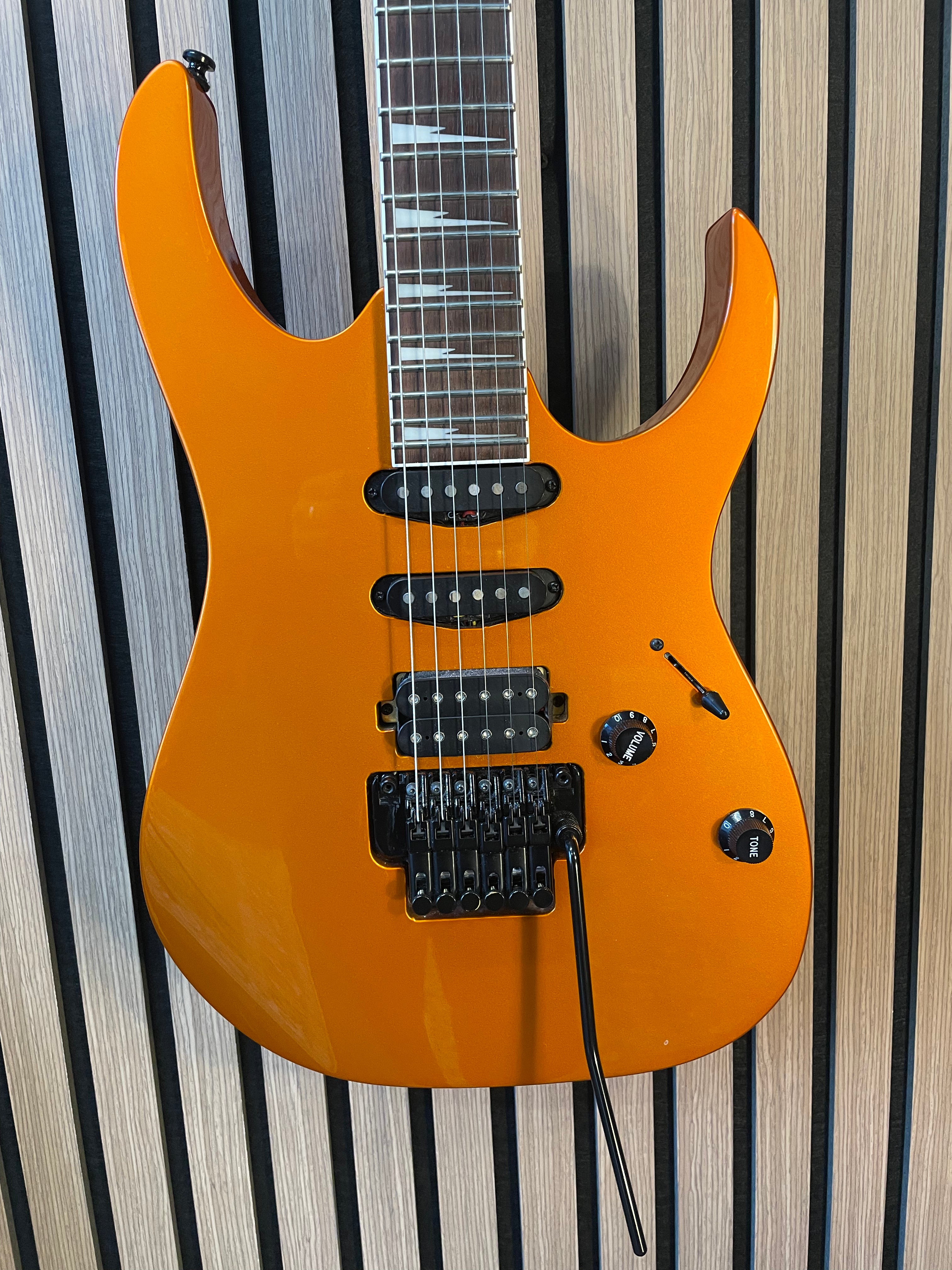 Ibanez RG460DX RG Electric Guitar with Floyd Rose in Roadster Orange Metallic Pre-Owned