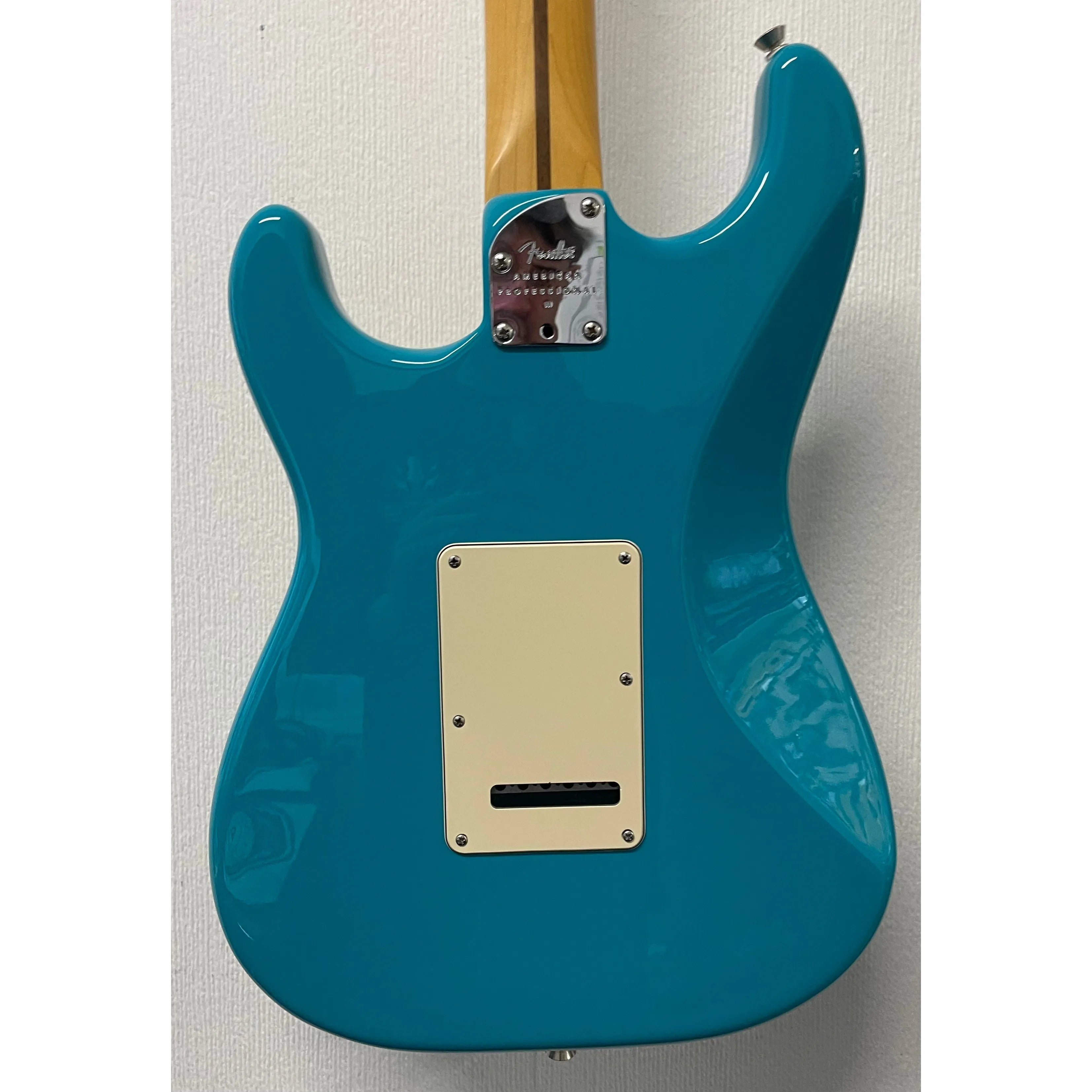 Fender American Professional II Stratocaster in Miami Blue 2022 with Gigbag Pre-Owned