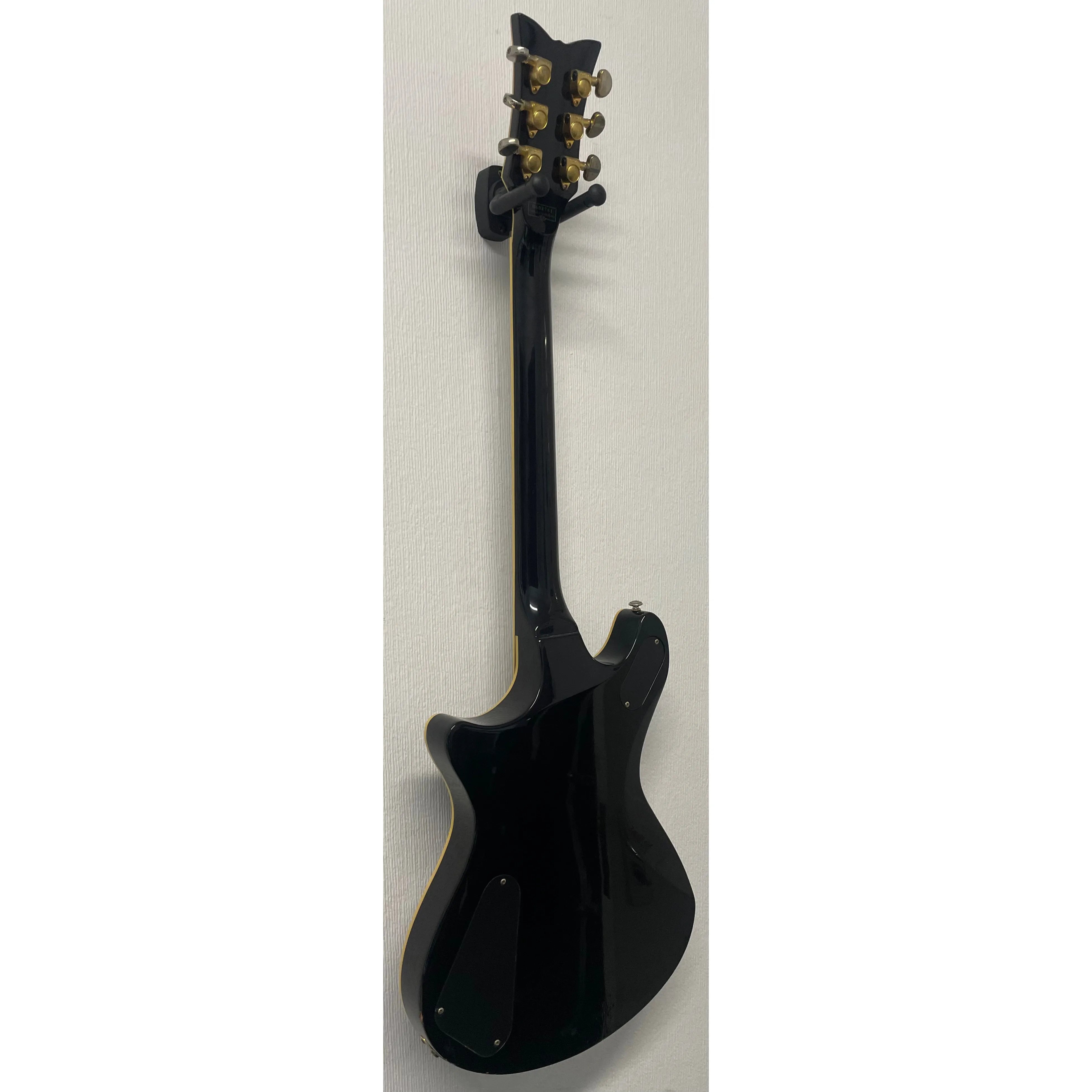 Schecter Diamond Series Tempest Custom in Black Pre-Owned