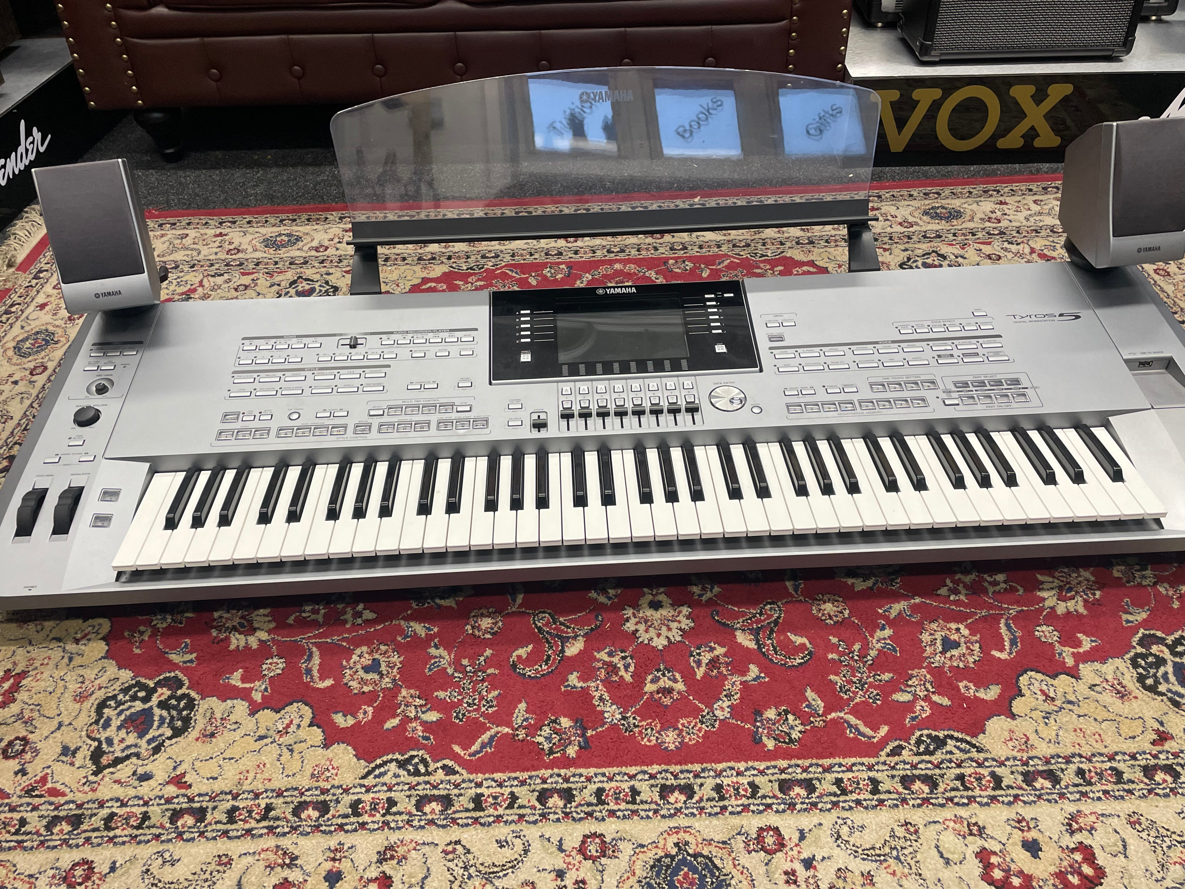 Yamaha Tyros 5 Keyboard Arranger Workstation, 76 Keys, in Silver Pre-Owned