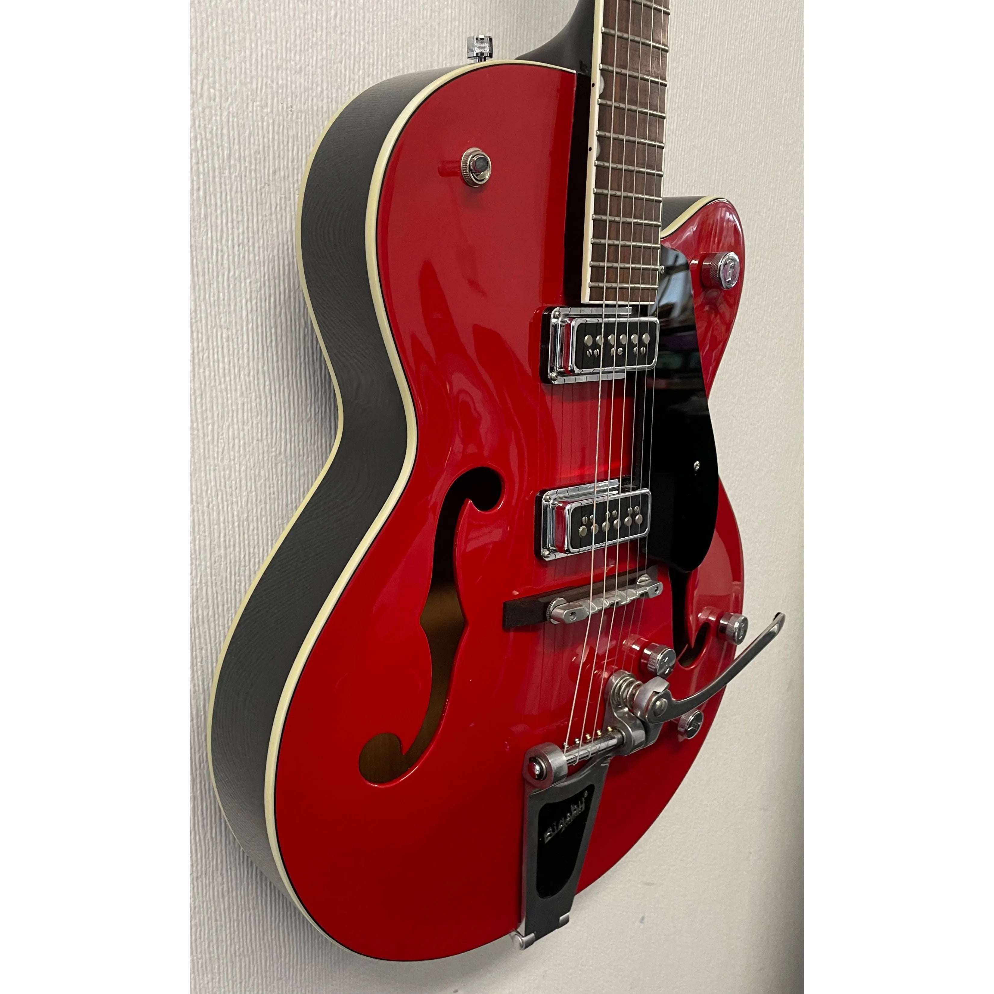 Gretsch Electromatic G5129 Hollowbody Electric Guitar 2005 in Firebird Red with Hardcase Pre-Owned