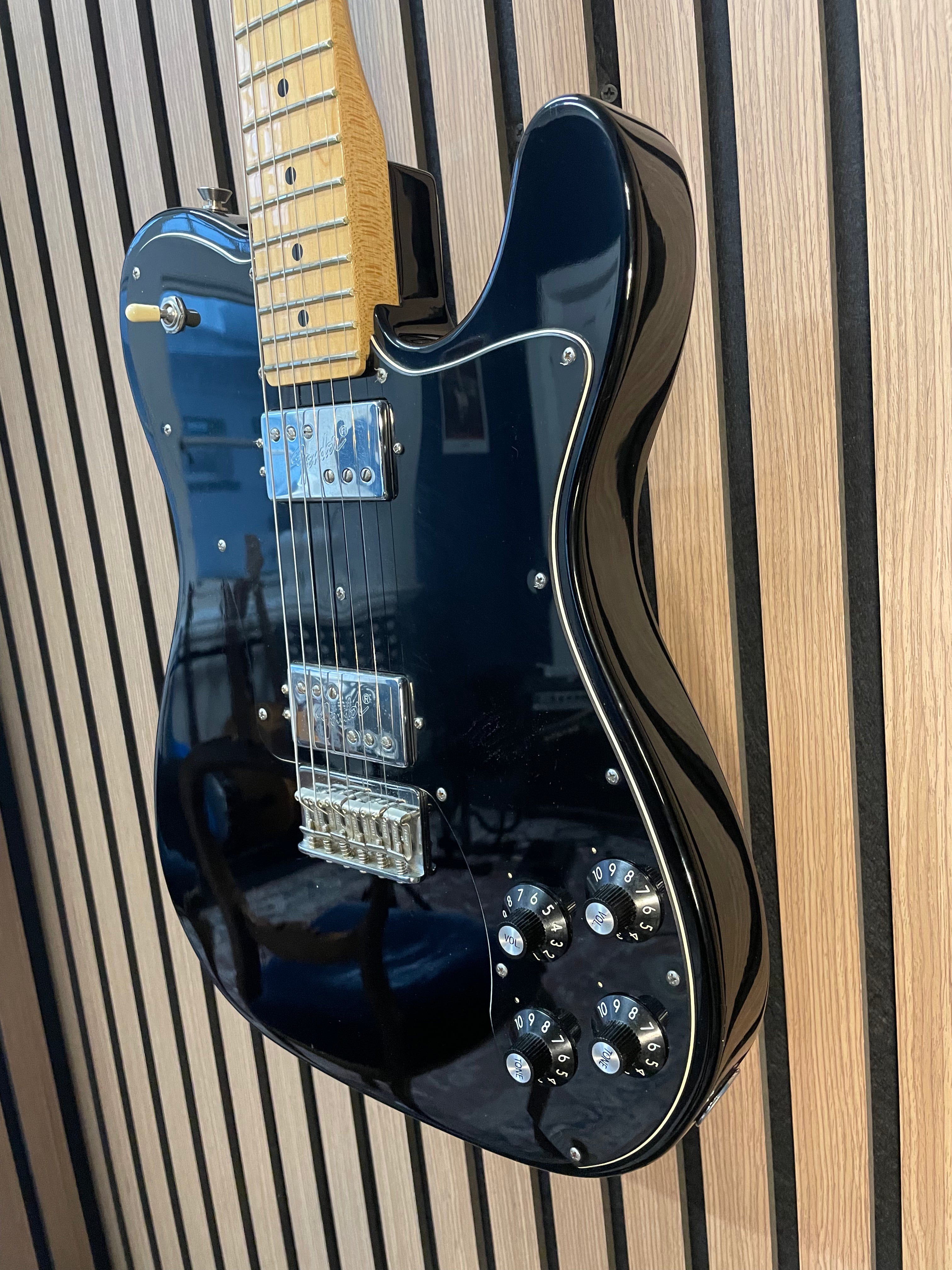 Fender American Professional Telecaster Deluxe ShawBucker in Gloss Black with Hardcase Pre-Owned