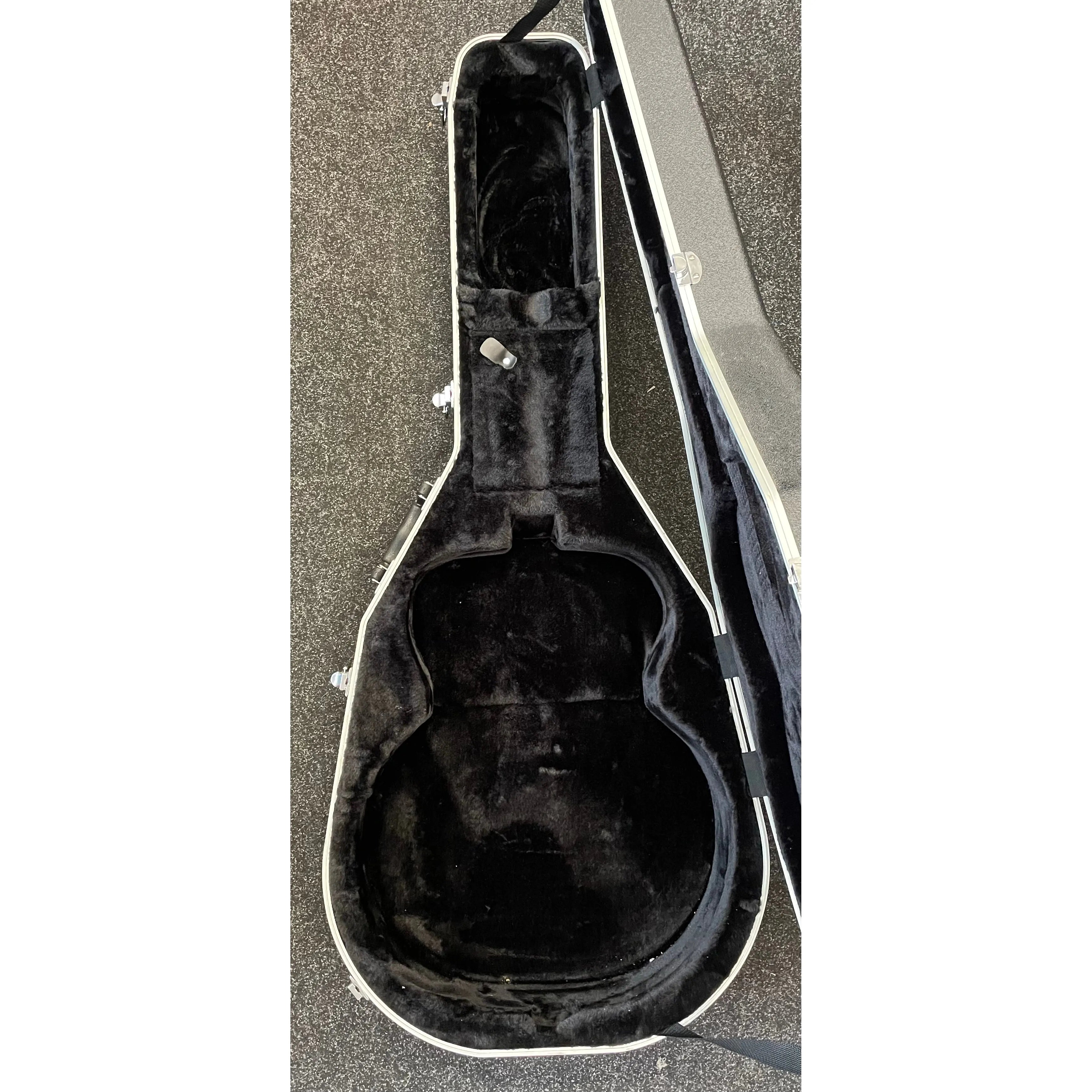 Gretsch Electromatic G5129 Hollowbody Electric Guitar 2005 in Firebird Red with Hardcase Pre-Owned