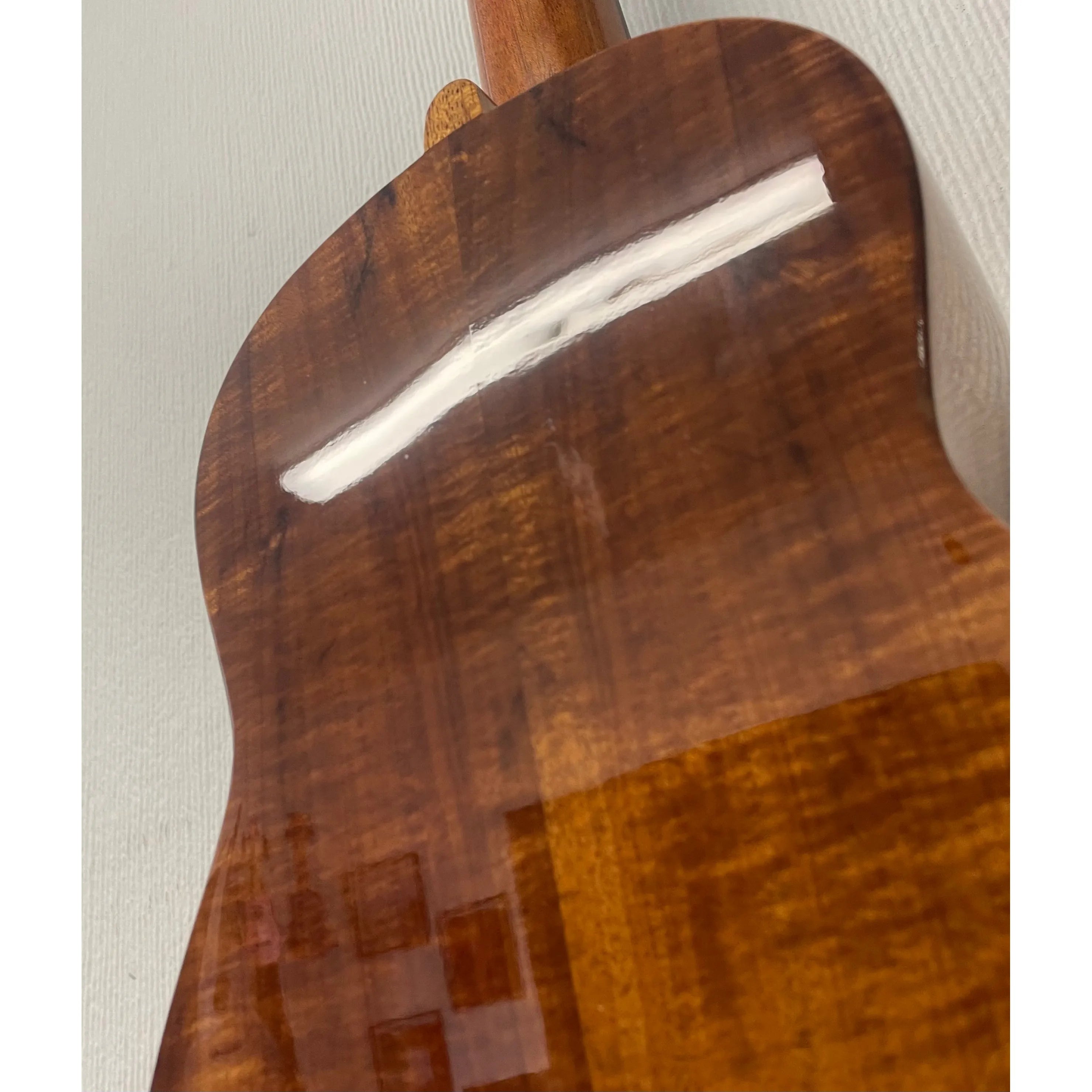 Miller SP-240W Solid Spruce & Acacia Concert Ukulele Pre-Owned