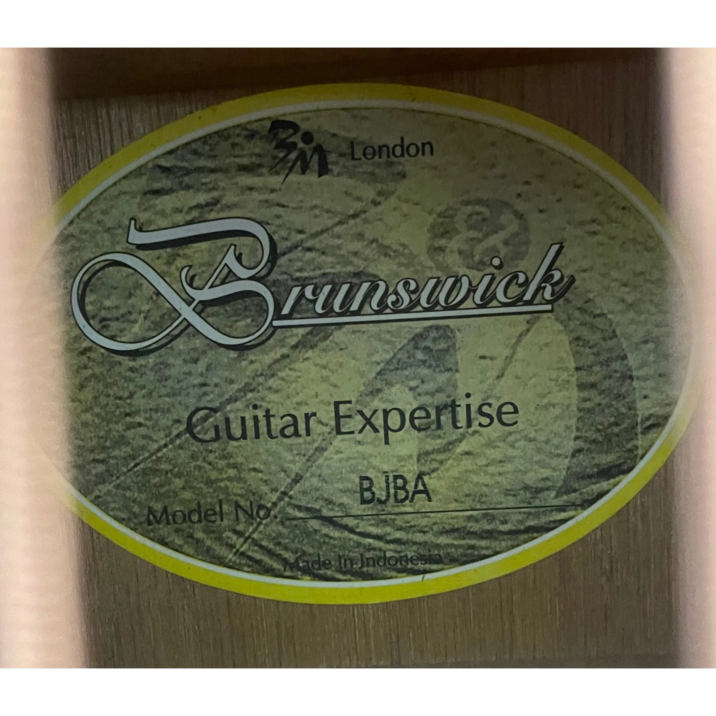 Brunswick Electro Acoustic Bass Guitar in Natural Pre-Owned