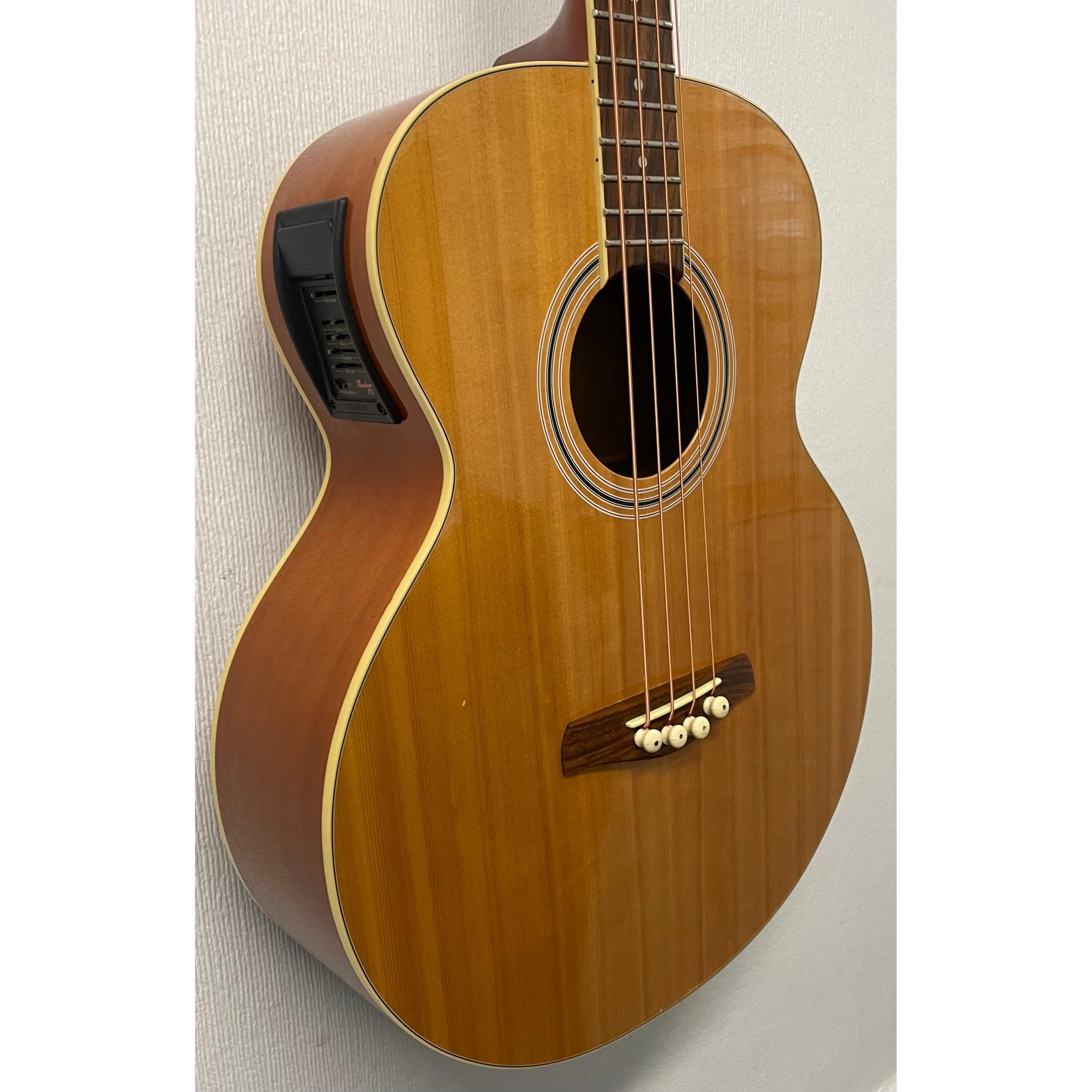 Brunswick Electro Acoustic Bass Guitar in Natural Pre-Owned