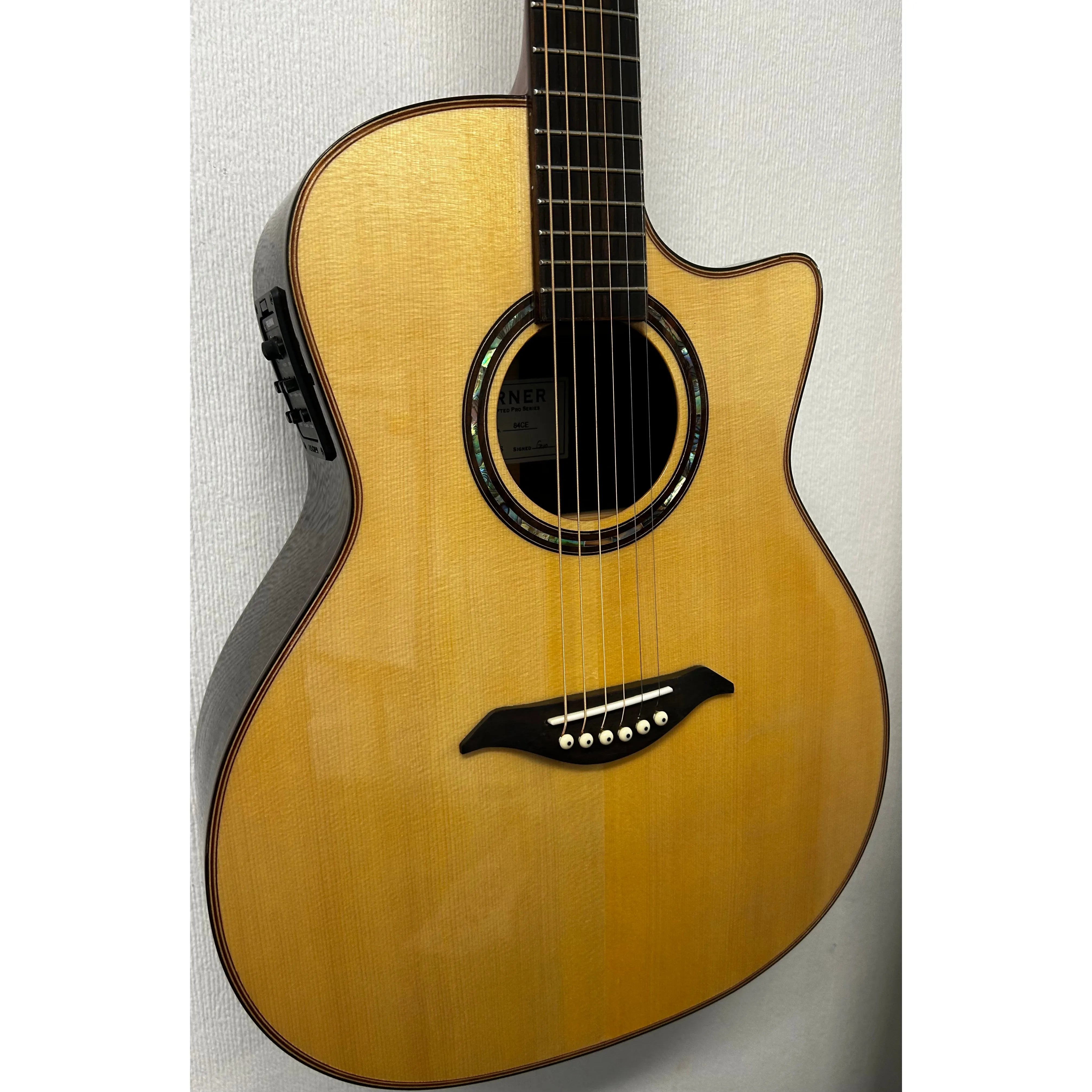 Turner Grand Auditorium 84CE Electro Acoustic Guitar