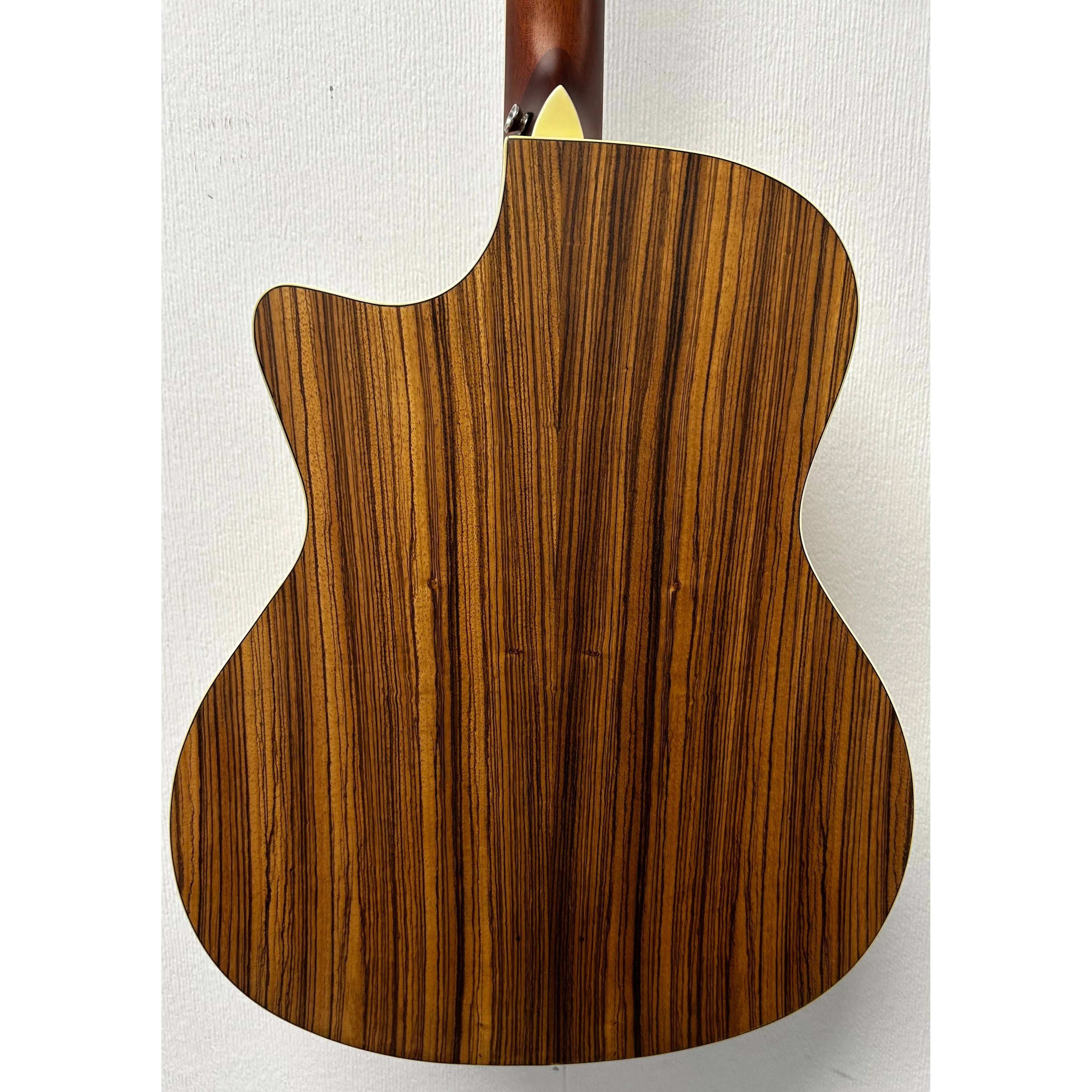 Turner Grand Auditorium 44CE Electro Acoustic Guitar