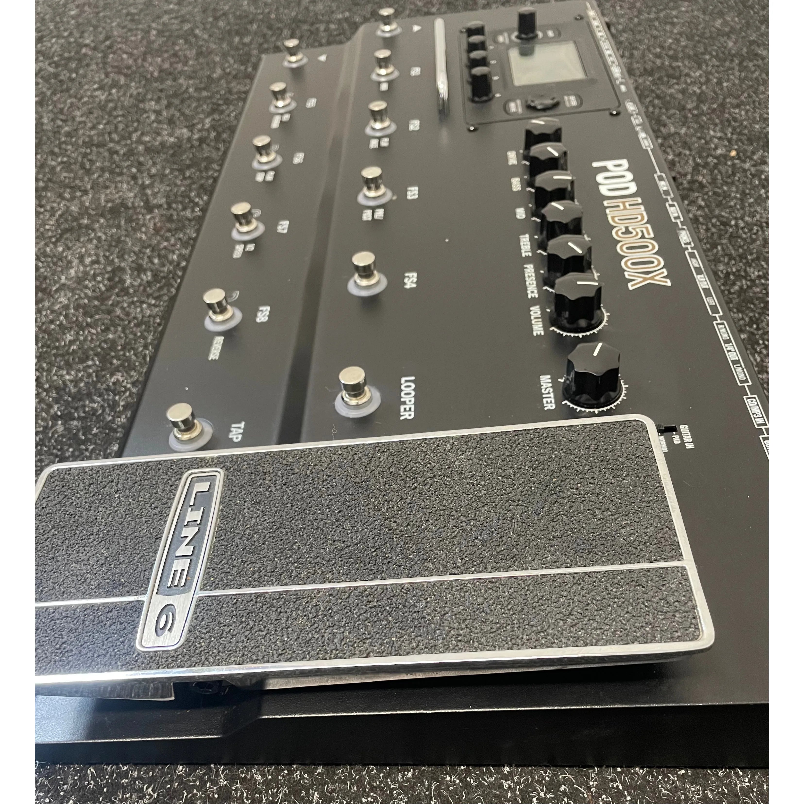 Line 6 POD HD500X Guitar Multi Effects Pedal with Gigbag Pre-Owned