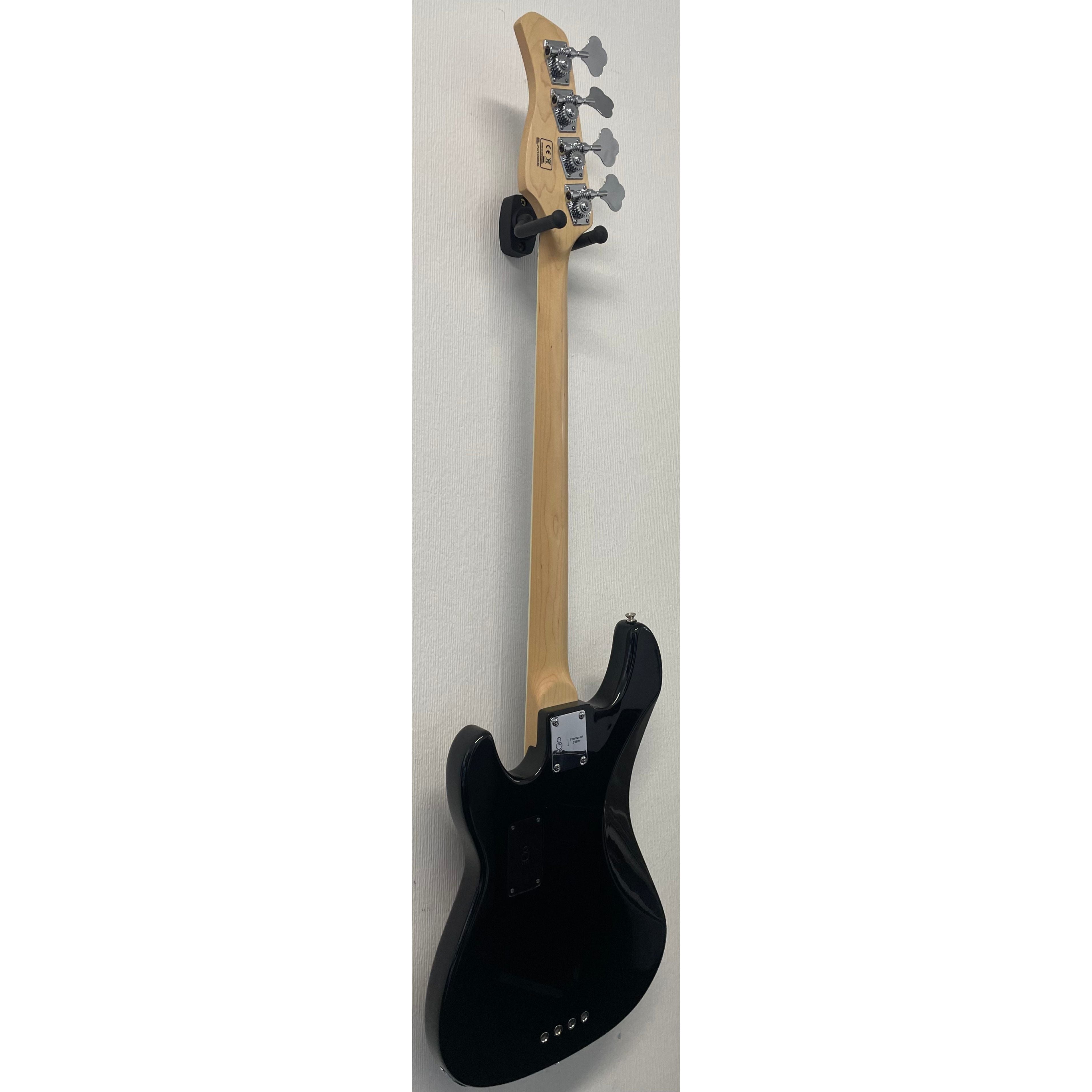 Sire X Marcus Miller P7 Passive/Active Electric Bass in Gloss Black Pre-Owned