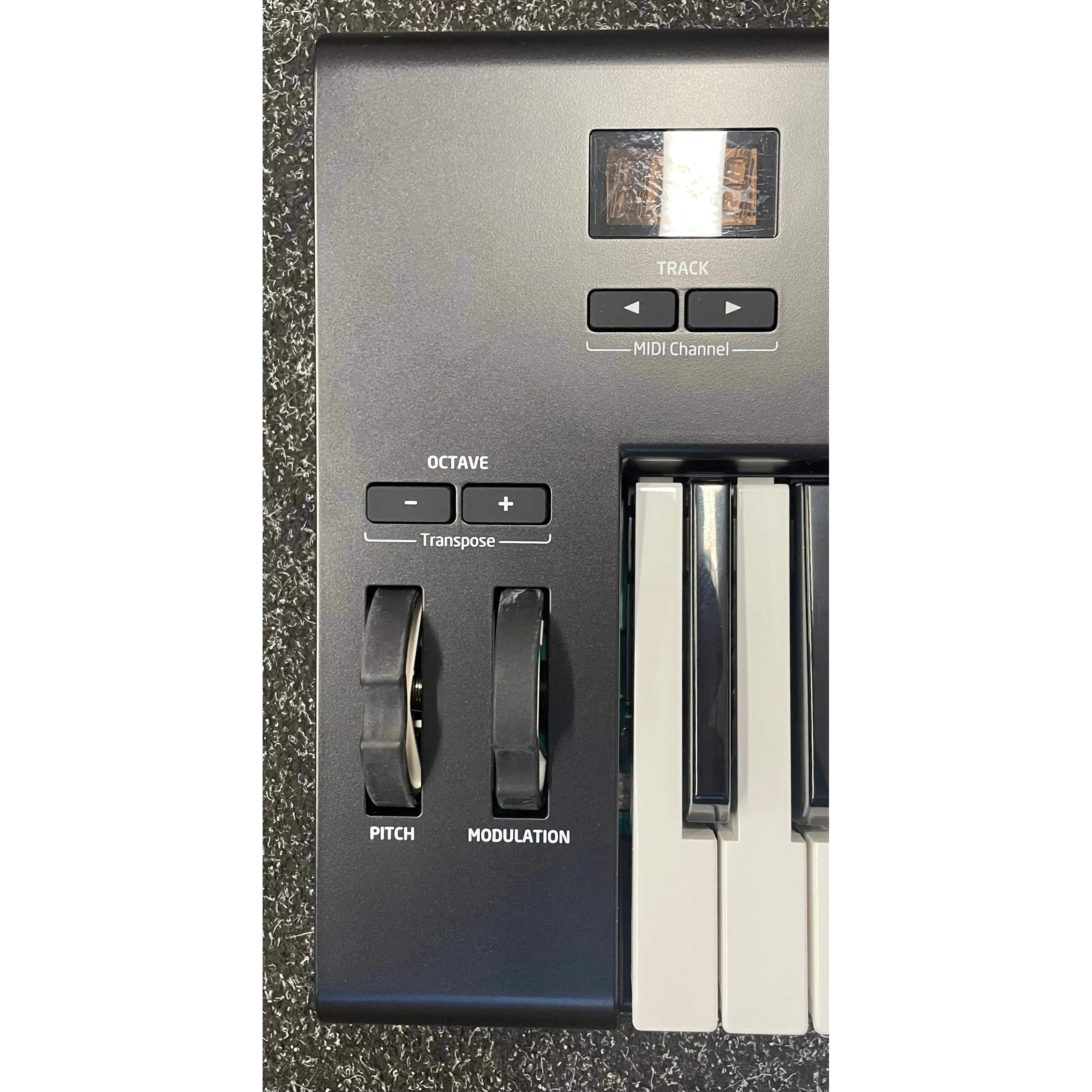 Novation Launchkey 49 MKII MIDI Keyboard Controller Pre-Owned