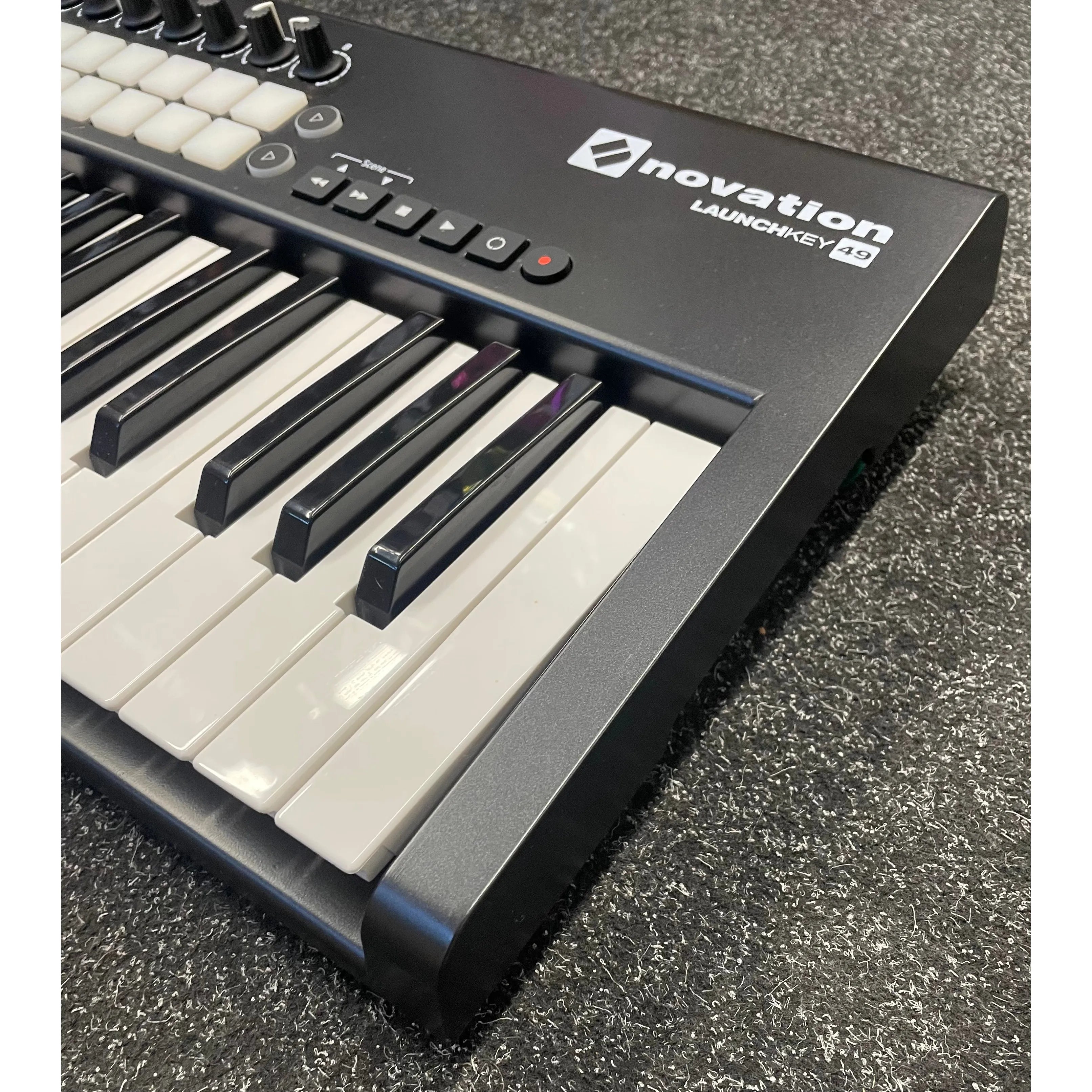 Novation Launchkey 49 MKII MIDI Keyboard Controller Pre-Owned
