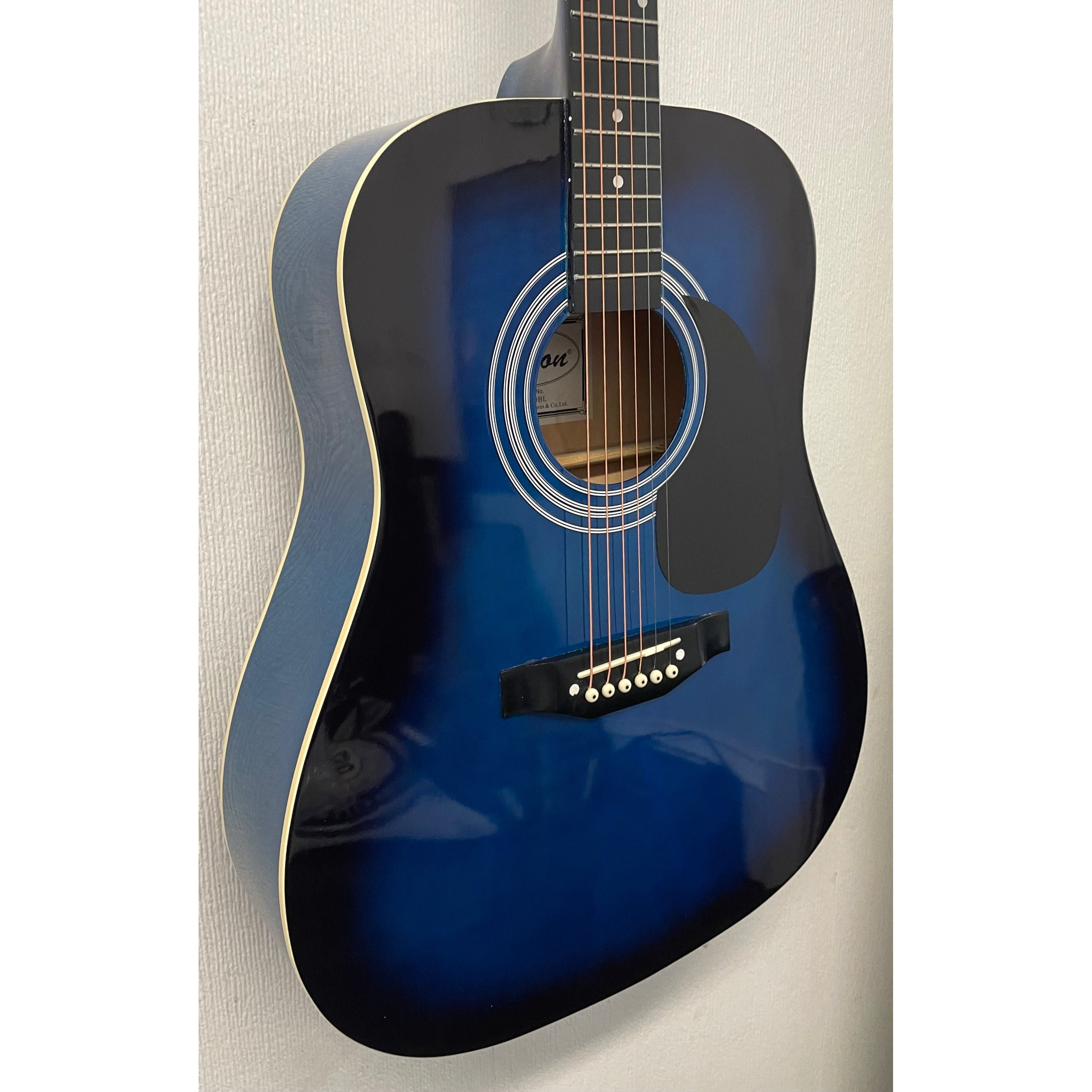Falcon FG100BL Dreadnought Acoustic Guitar in Blueburst Pre-Owned