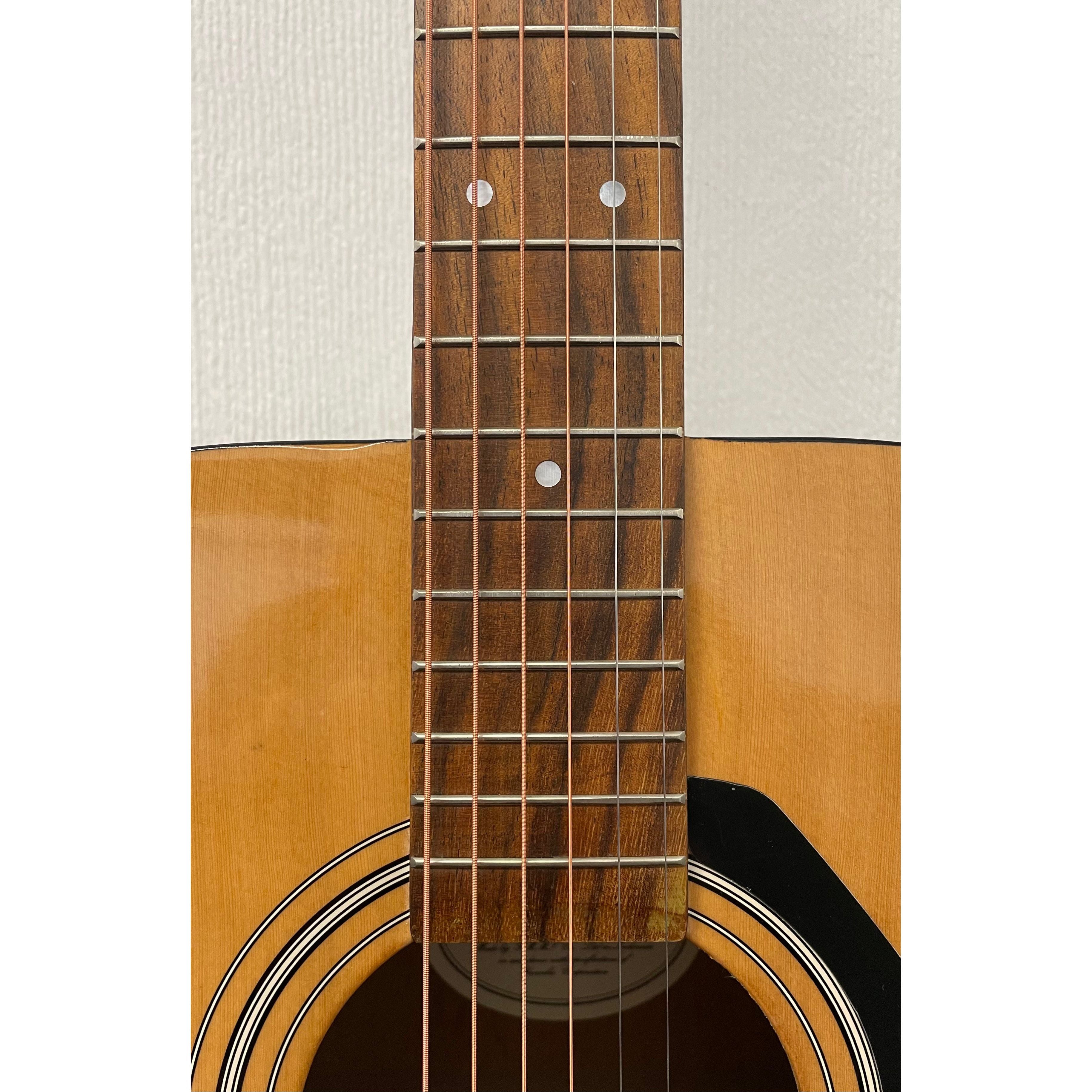Yamaha F310 Dreadnought Acoustic Guitar in Natural Pre-Owned