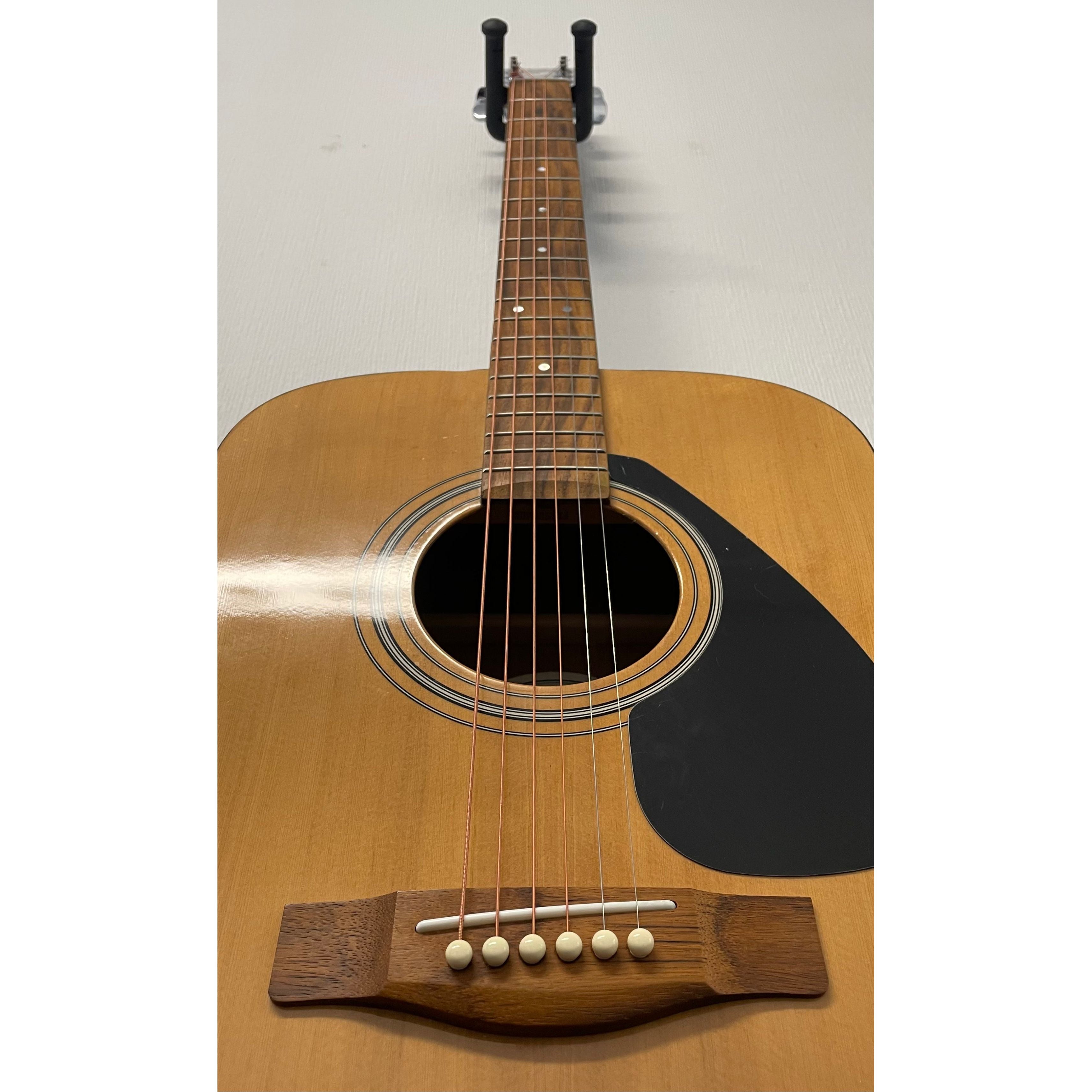 Yamaha F310 Dreadnought Acoustic Guitar in Natural Pre-Owned