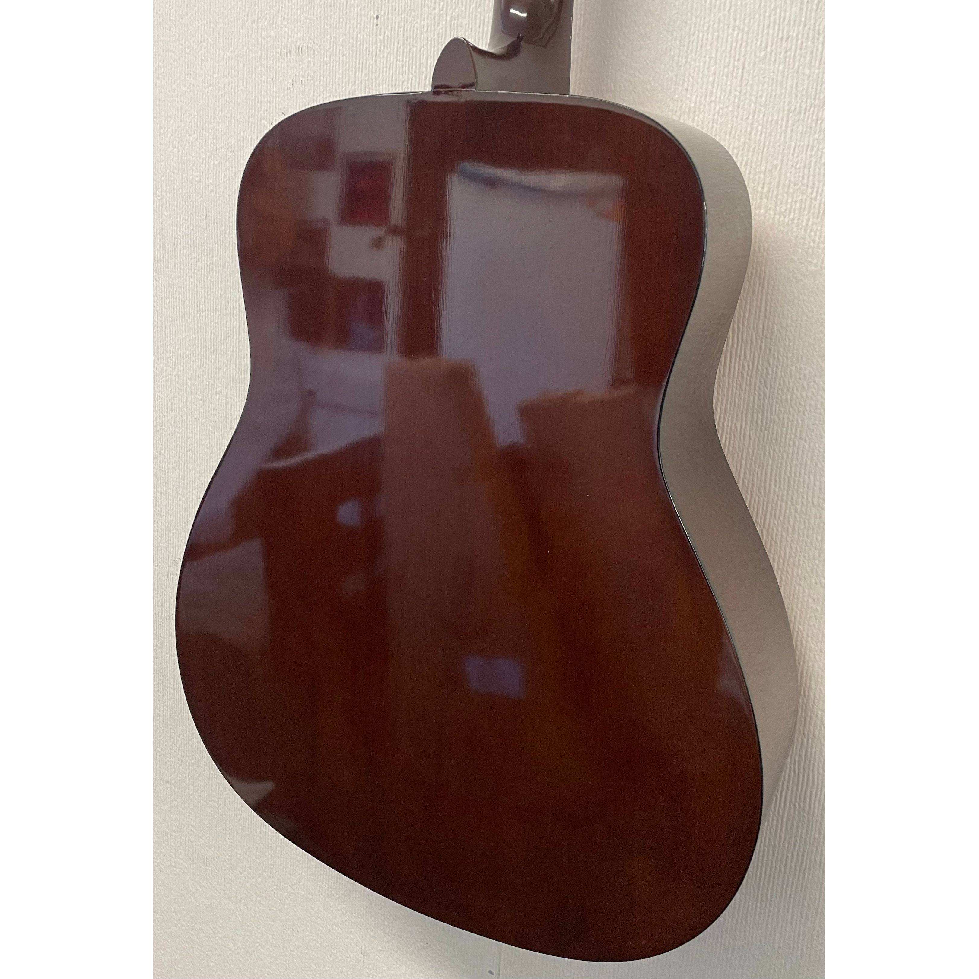 Yamaha F310 Dreadnought Acoustic Guitar in Natural Pre-Owned