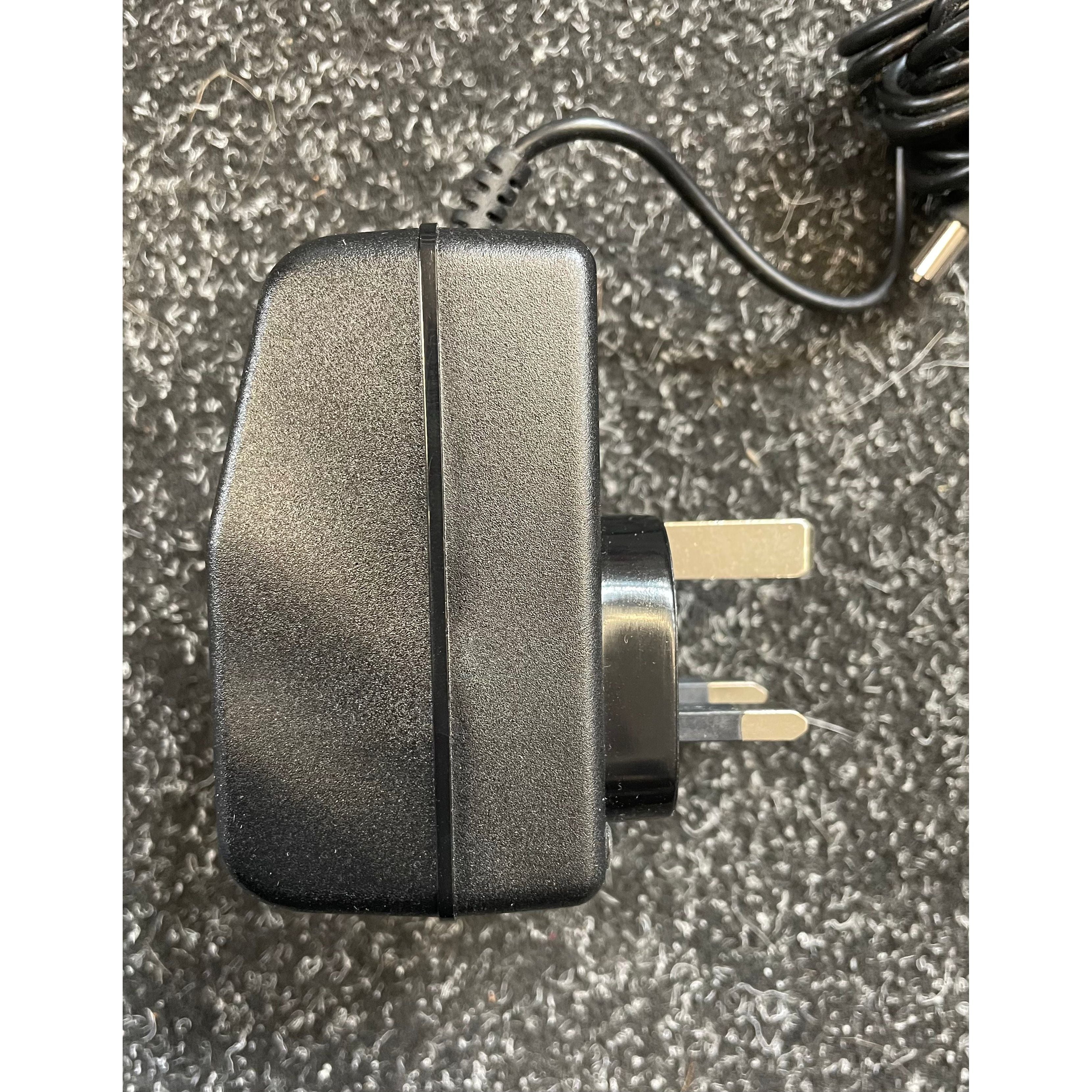 Boss PSA-240 Guitar Pedal Power Adapter Pre-Owned