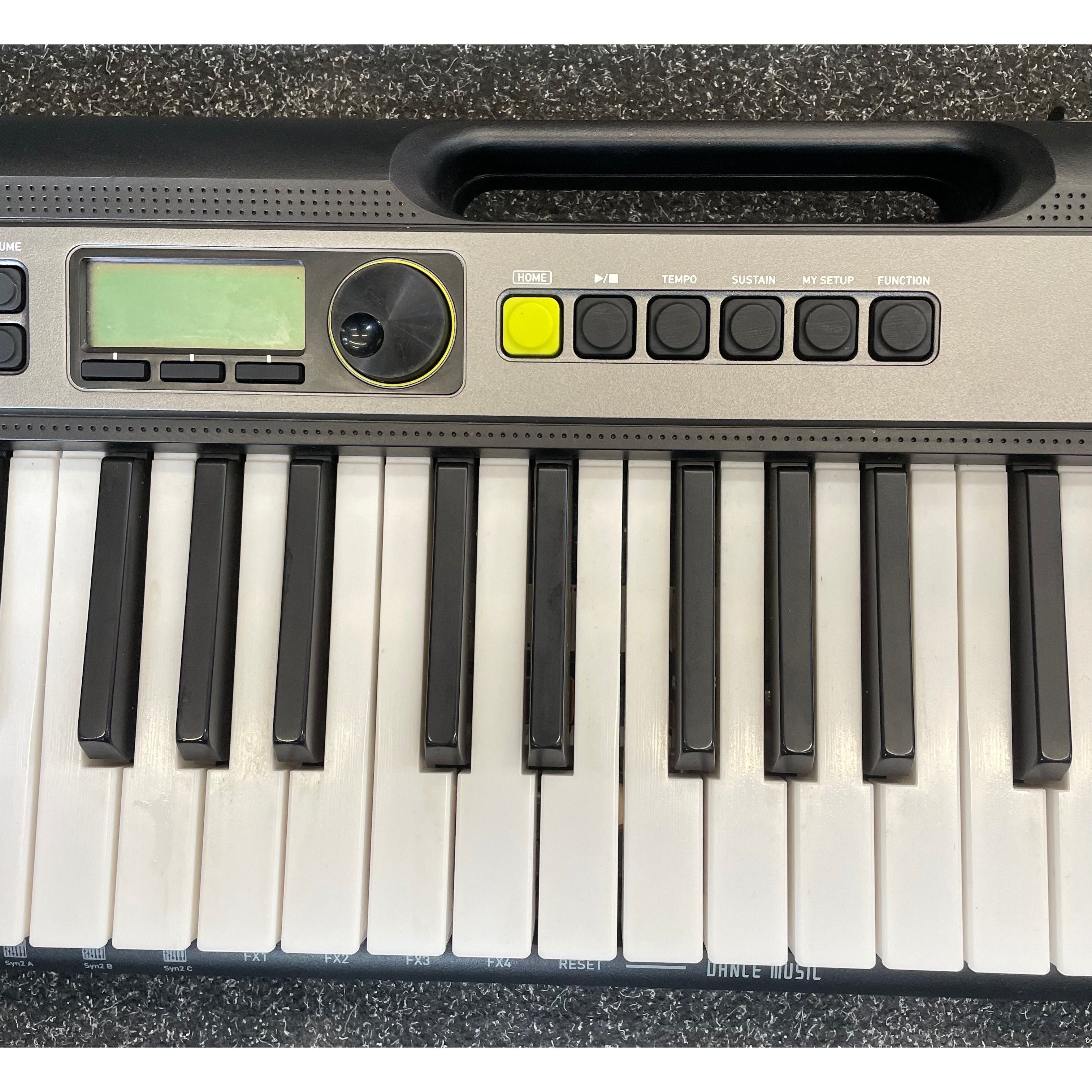 Casio LK-S250 61-Key Portable Keyboard Pre-Owned