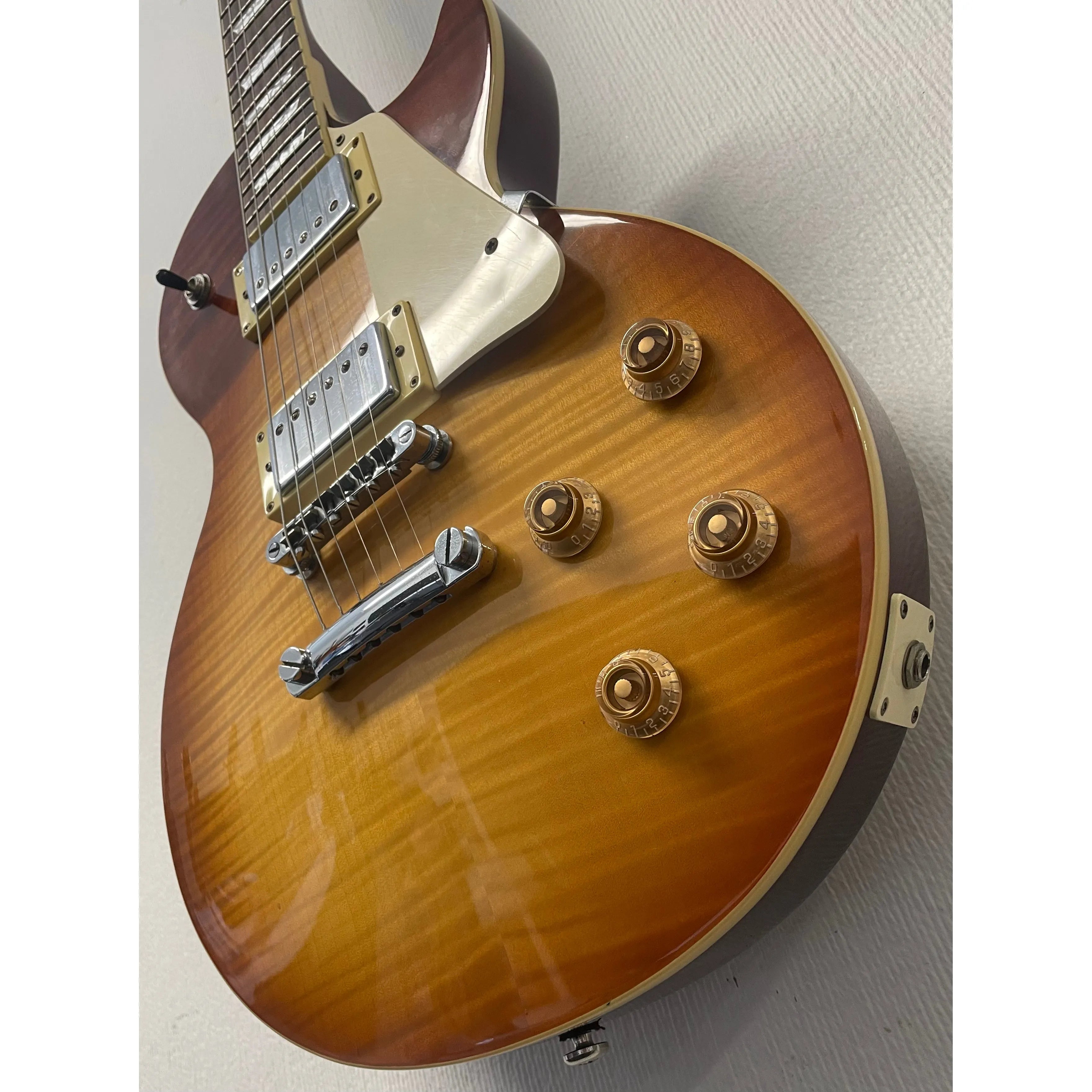 Epiphone Les Paul Standard Electric Guitar, 2002, Samick, Korea Epiphone Les Paul Standard Electric Guitar, 2002, Samick, Korea