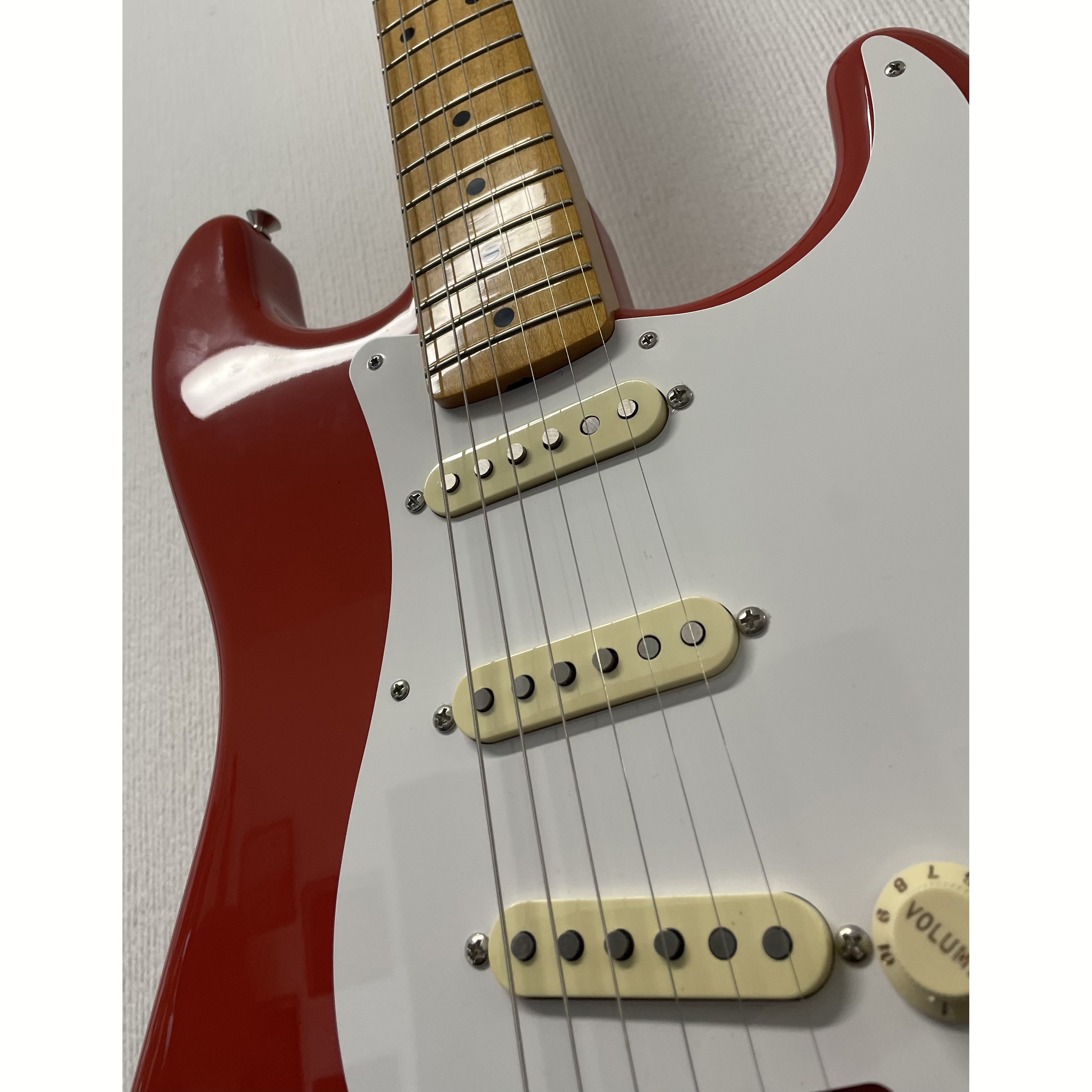 Fender Classic Series 50's Stratocaster in Fiesta Red with Gigbag Pre-Owned