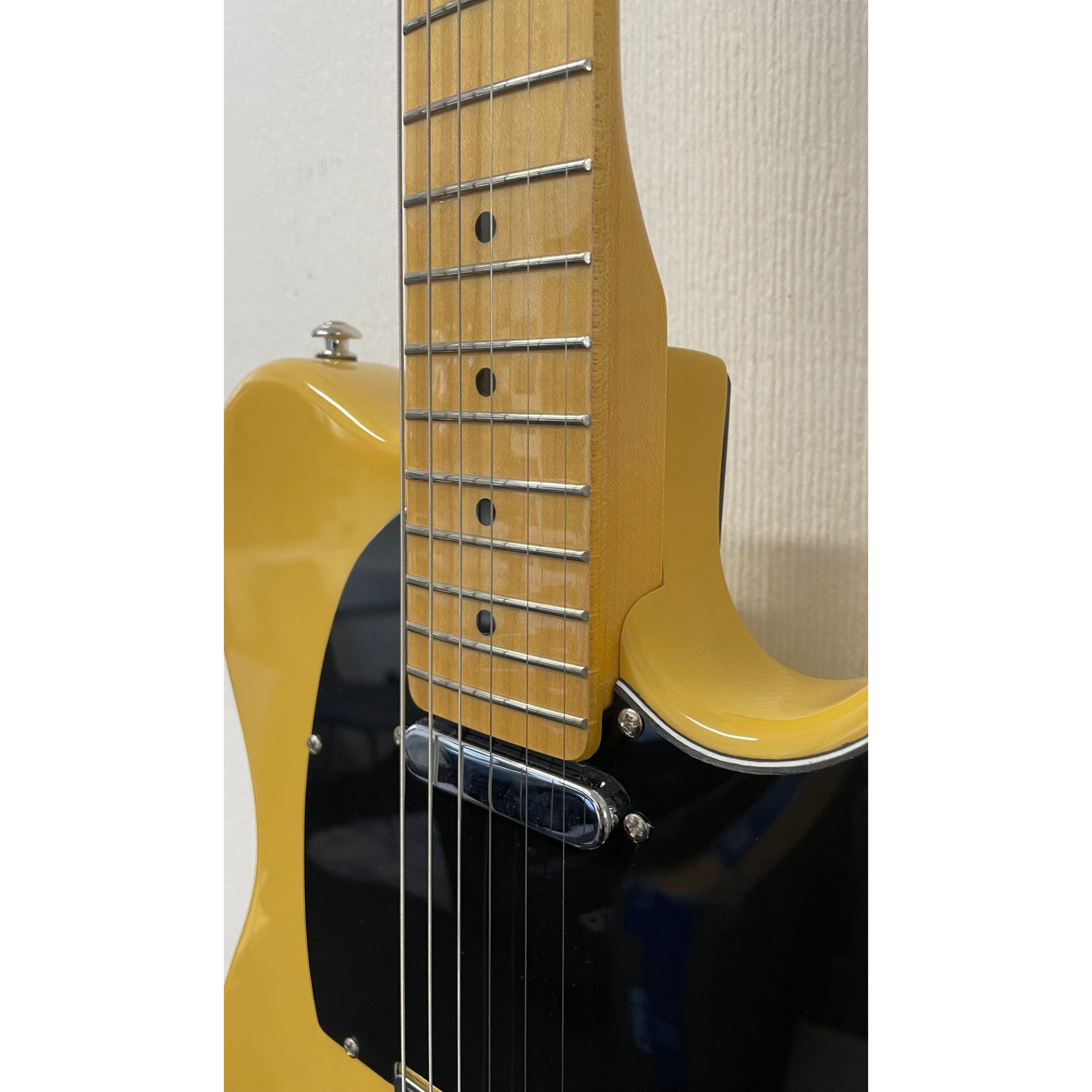 Gary E Levinson Edge Telecaster Style Electric Guitar in Butterscotch Blonde with Gigbag Pre-Owned