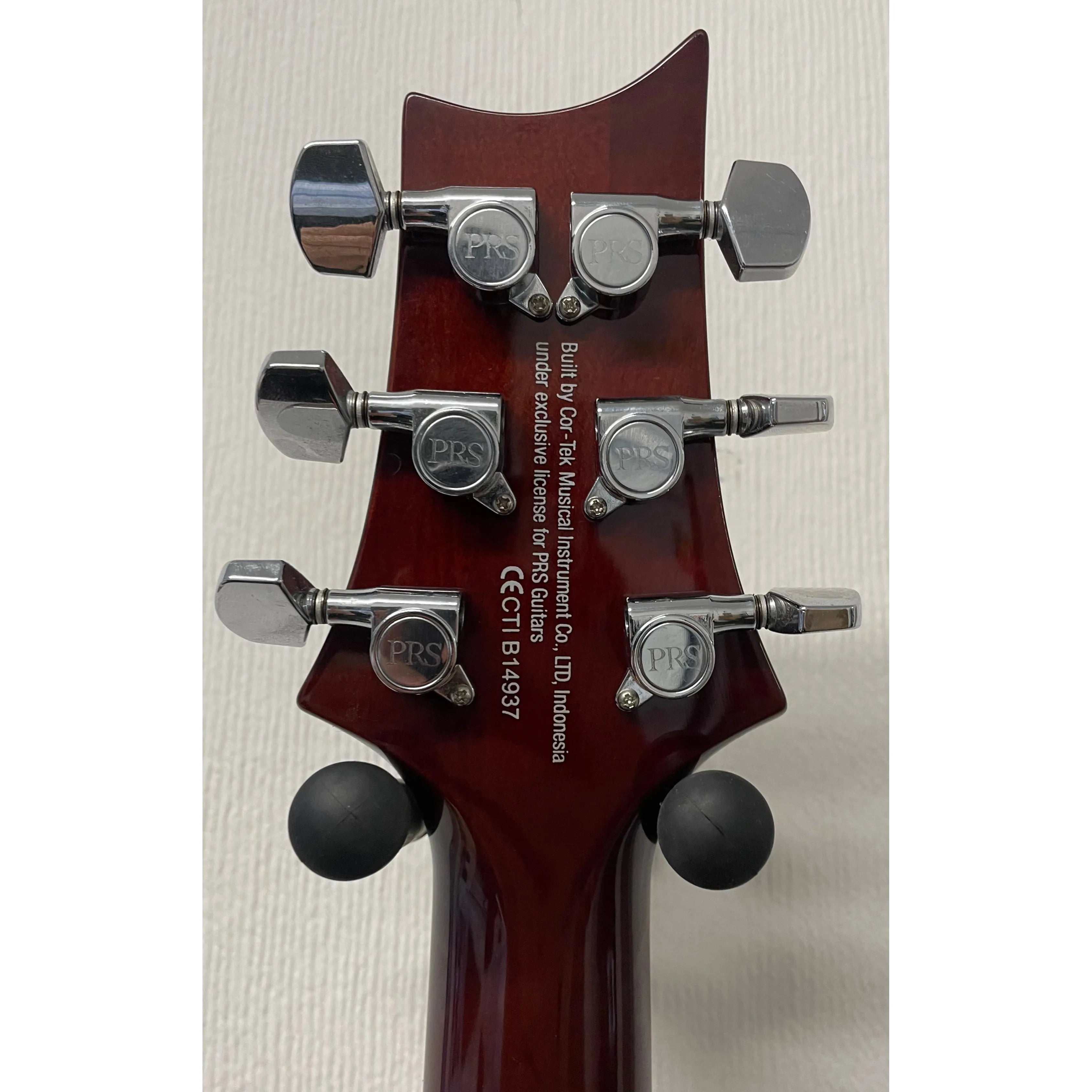 PRS SE Standard Electric Guitar in Tobacco Sunburst Pre-Owned