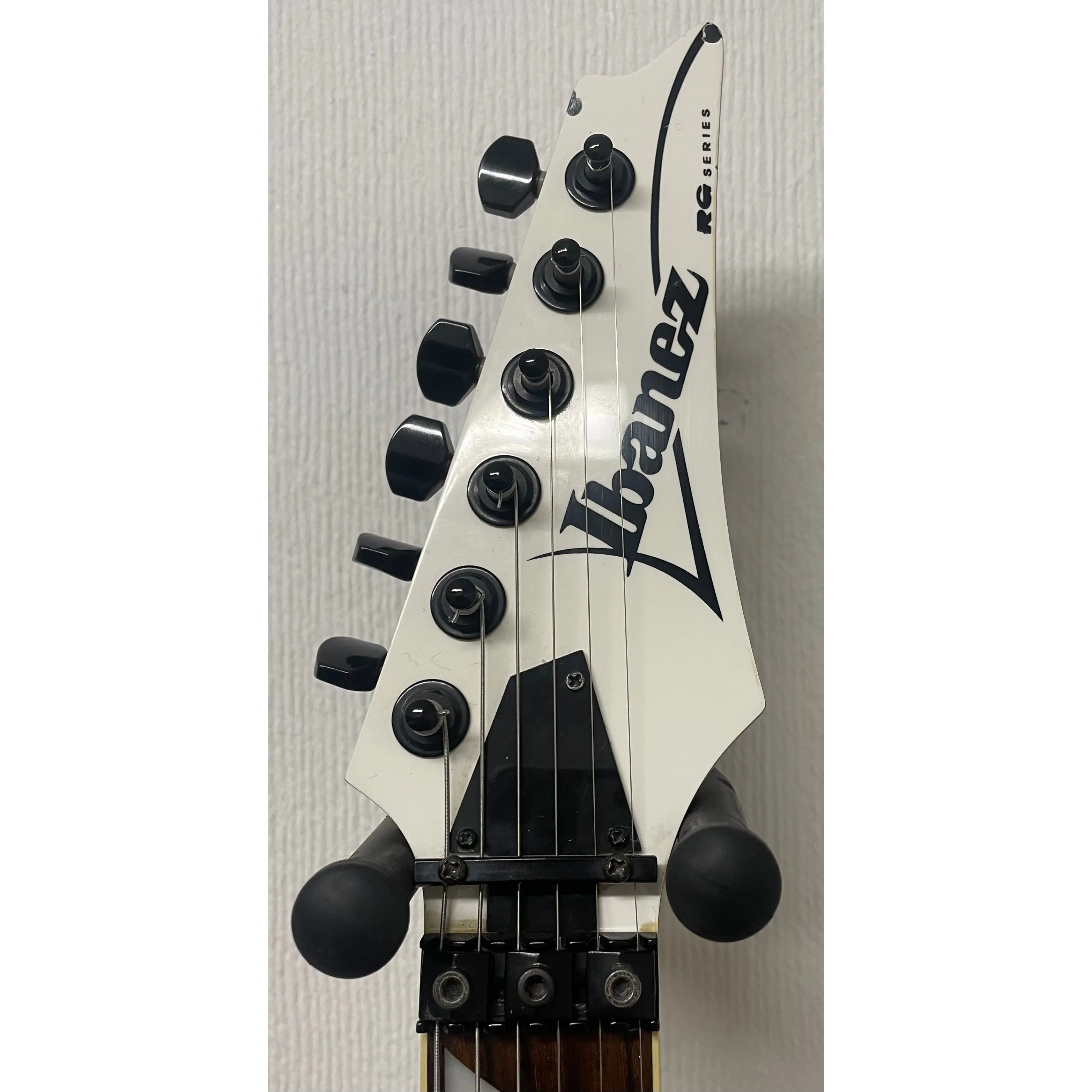 Ibanez RG350DX RG Series Electric Guitar in White with Gigbag Pre-Owned