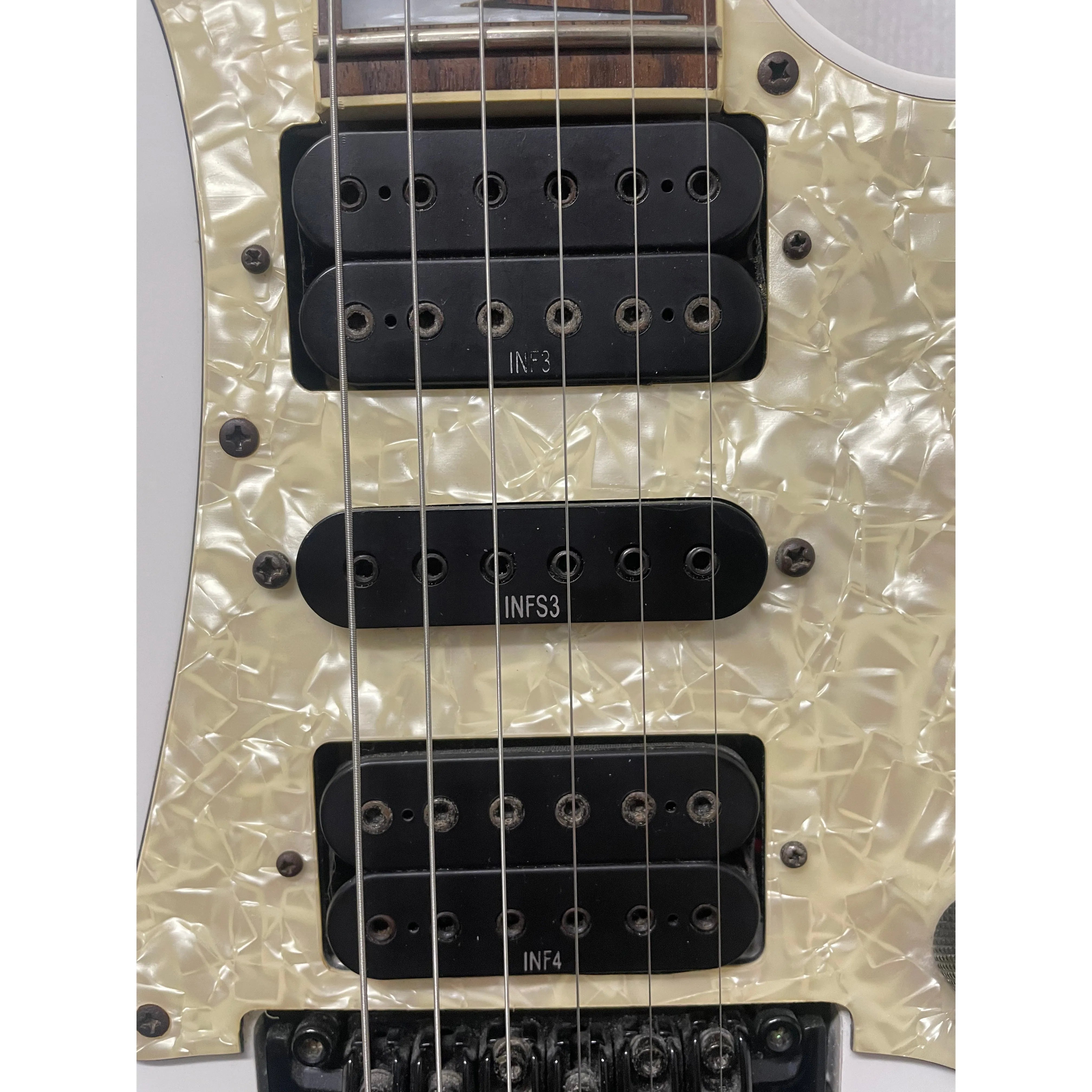 Ibanez RG350DX RG Series Electric Guitar in White with Gigbag Pre-Owned